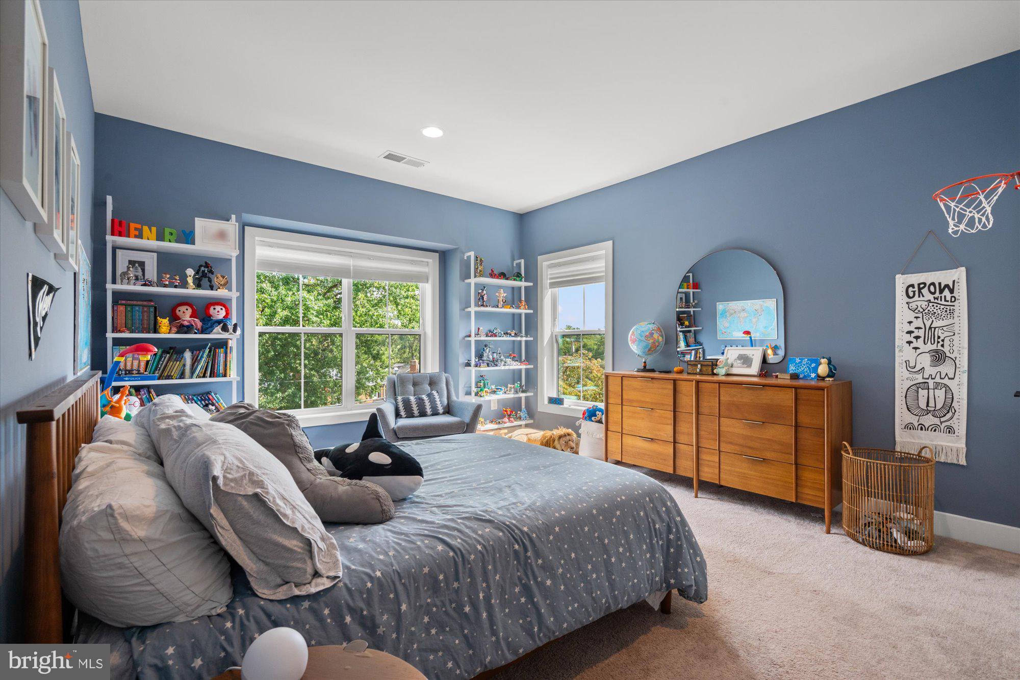 YORKTOWN - Residential