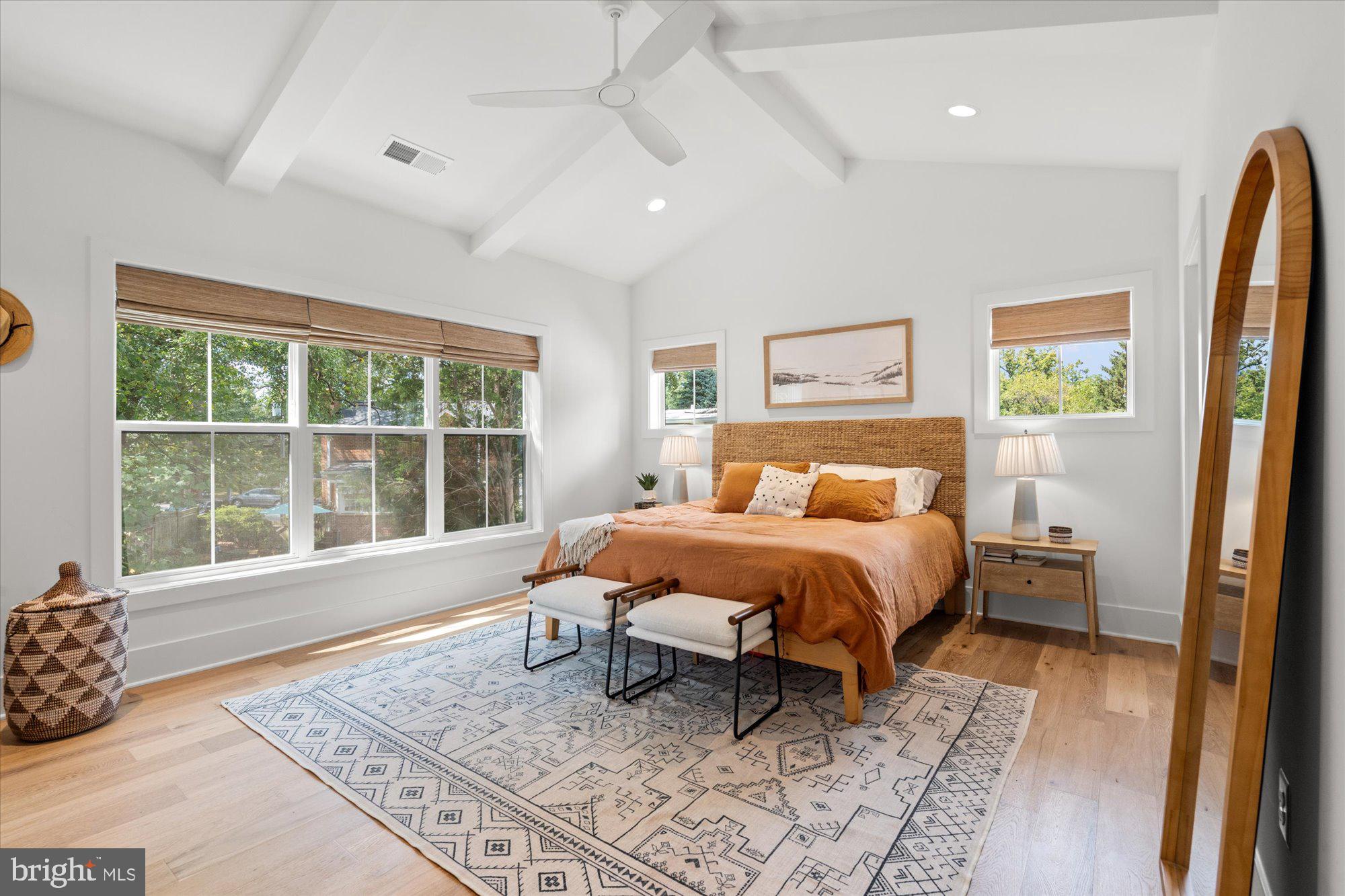 2728 N EDISON STREET