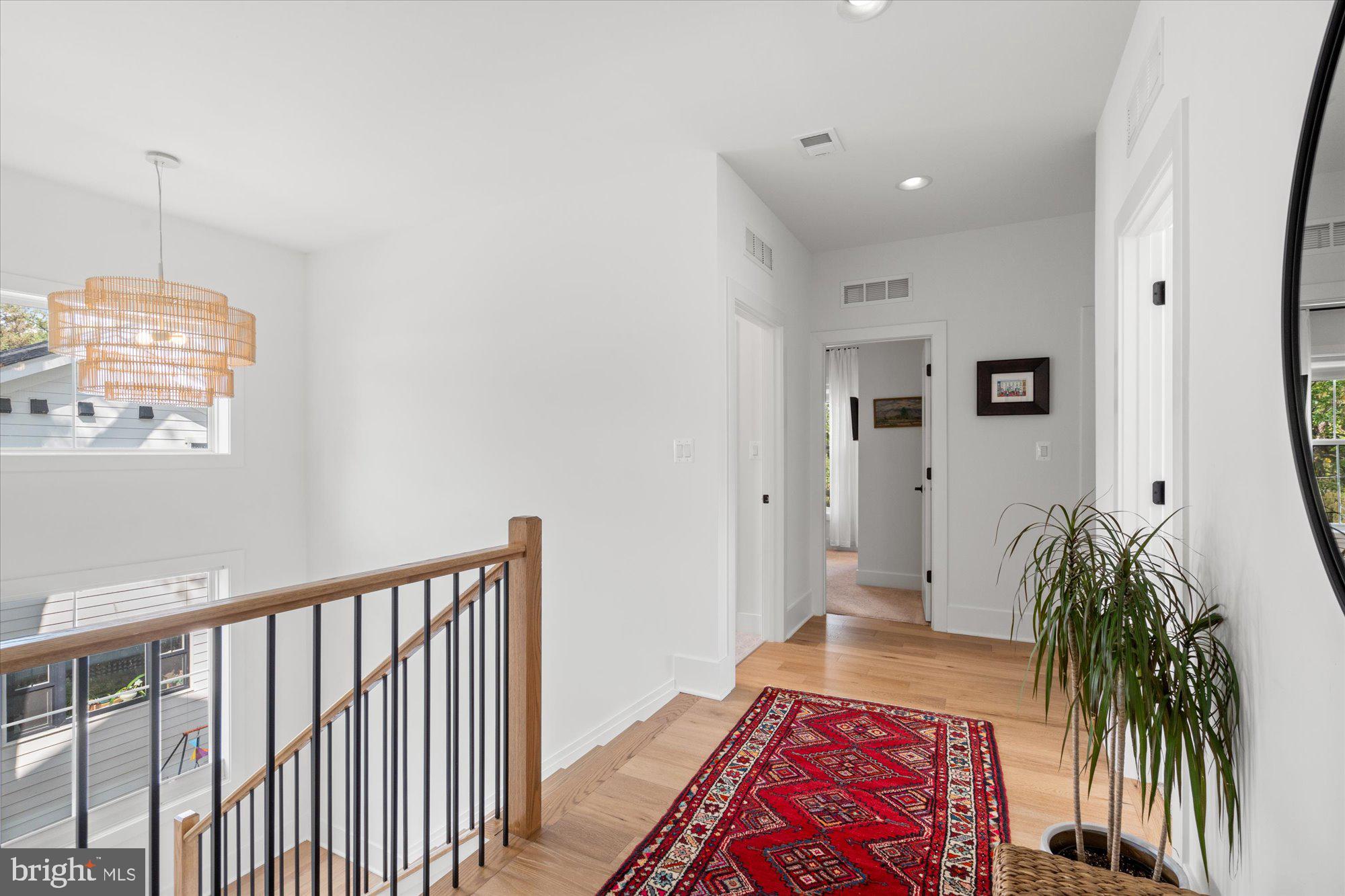 YORKTOWN - Residential