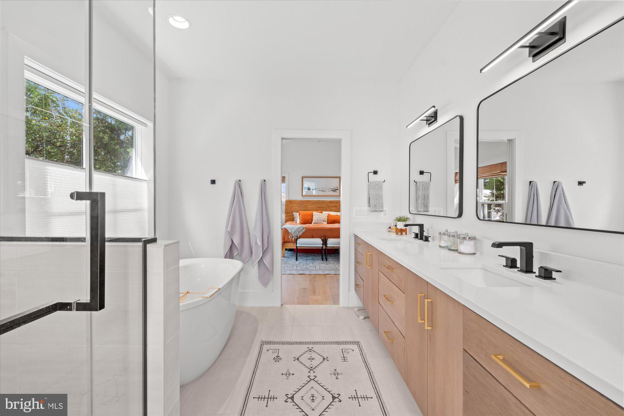 YORKTOWN - Residential