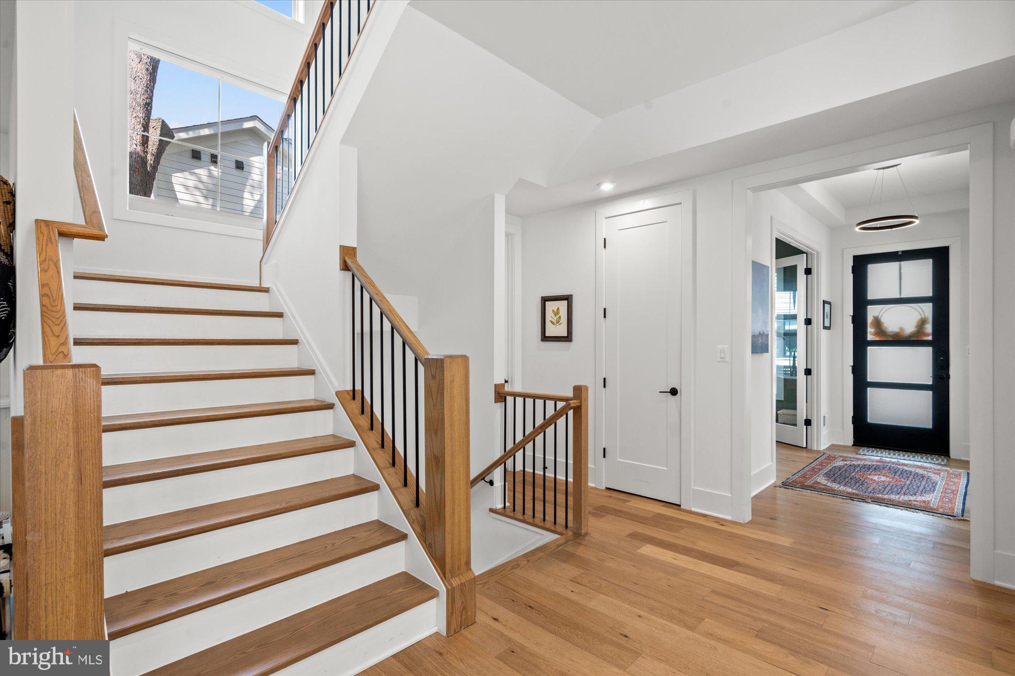 YORKTOWN - Residential