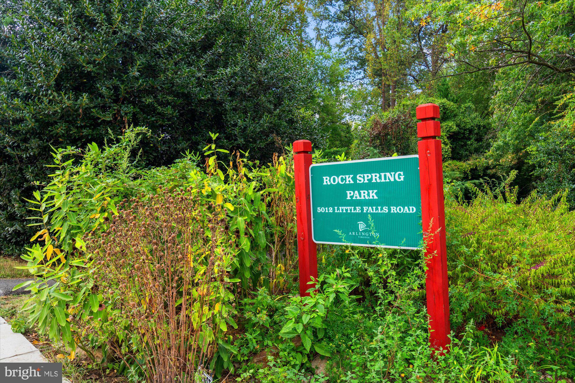 YORKTOWN - Residential