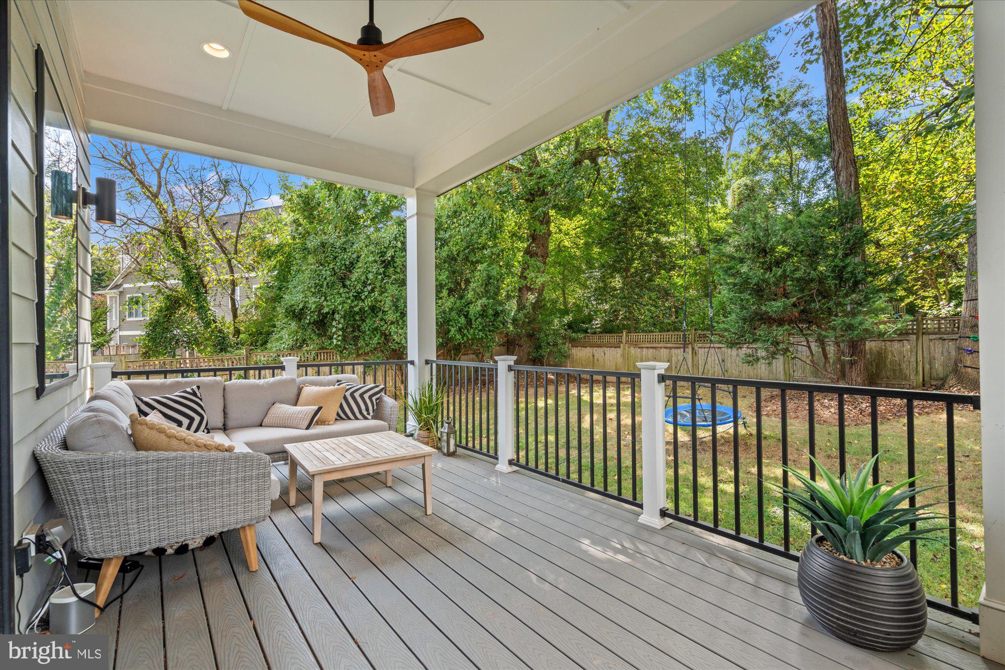 YORKTOWN - Residential