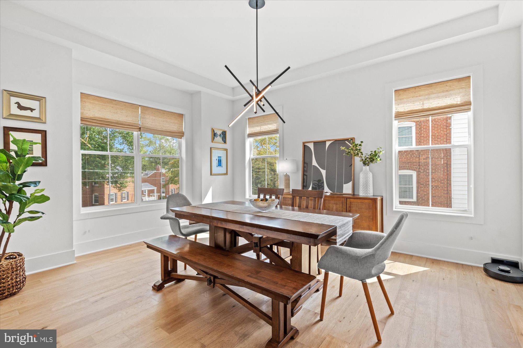 YORKTOWN - Residential