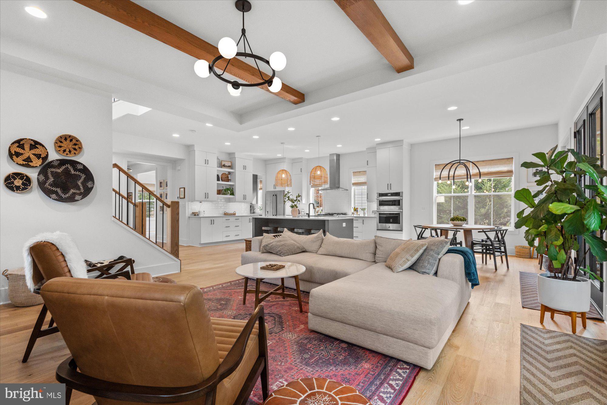 YORKTOWN - Residential