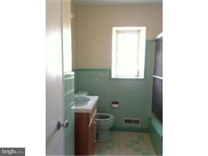 OVERBROOK - Residential Lease