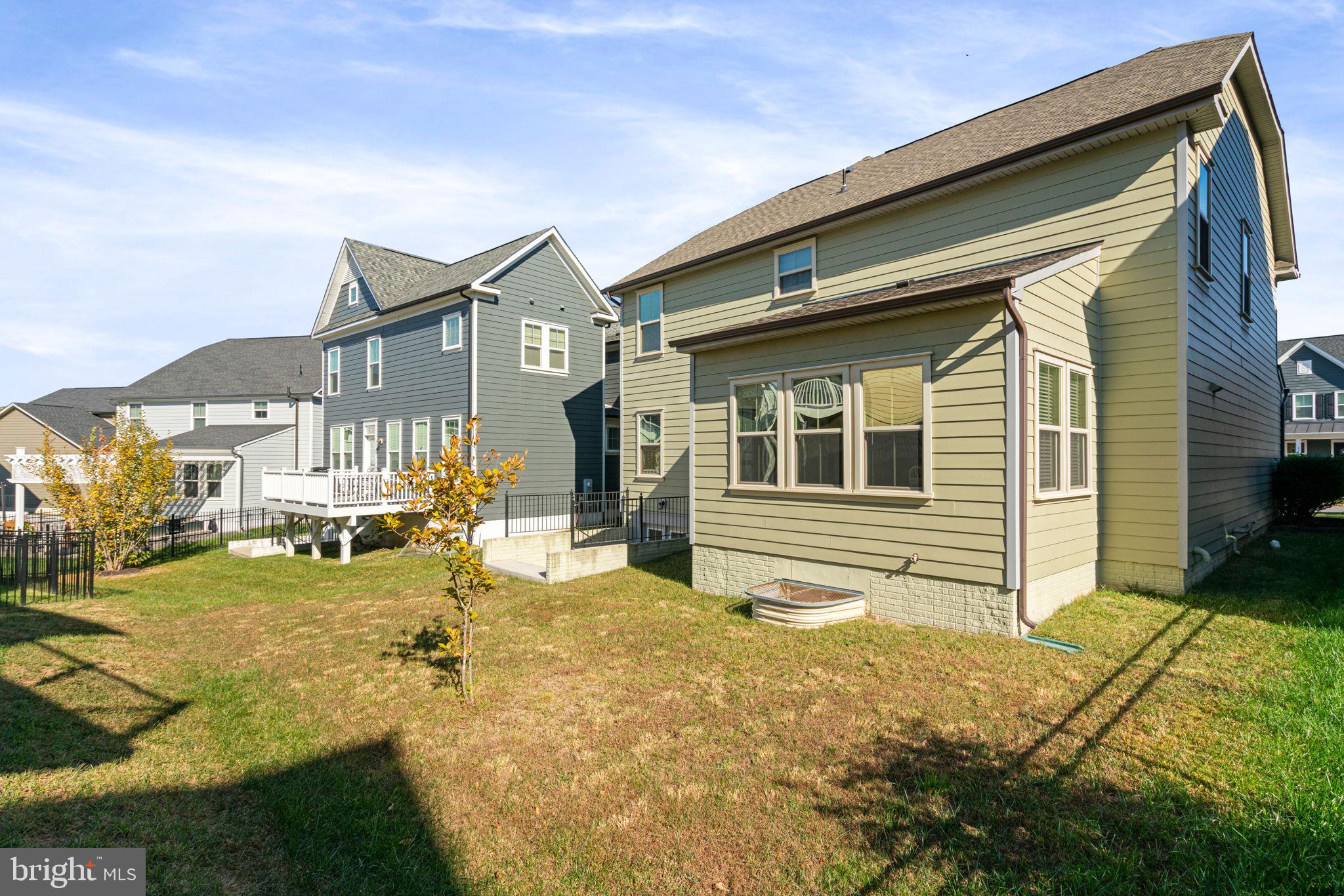 POTOMAC SHORES - Residential