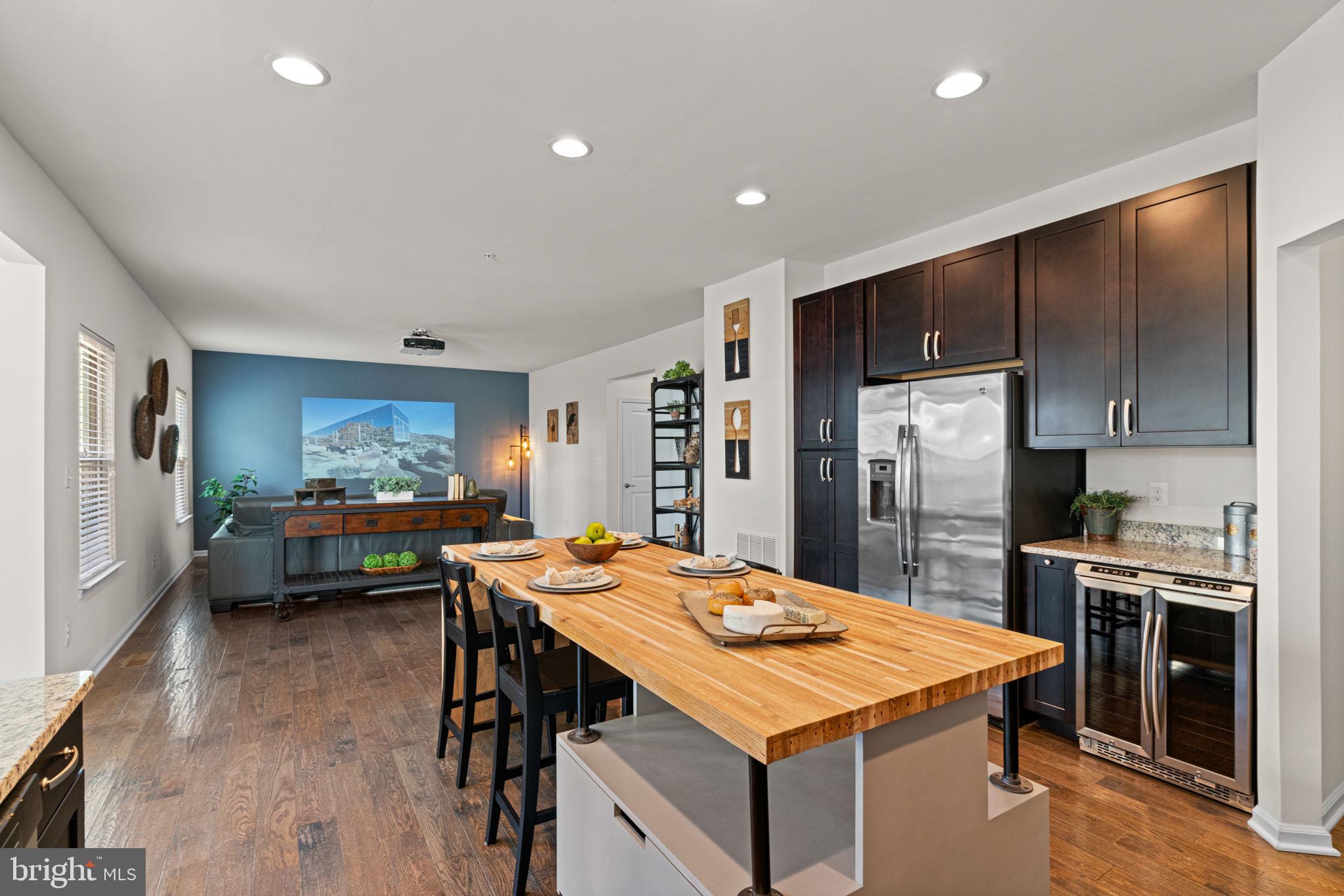 POTOMAC SHORES - Residential