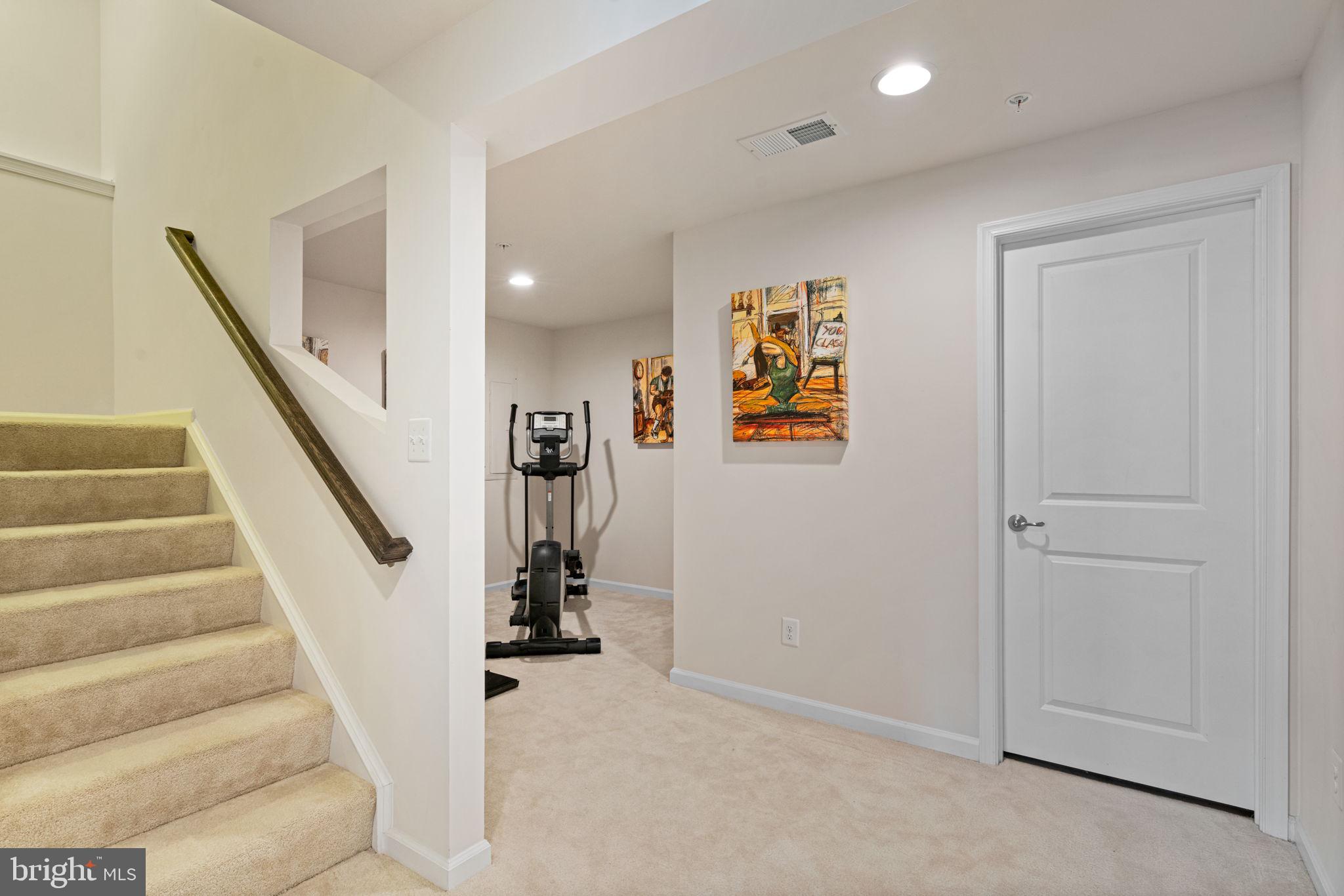 POTOMAC SHORES - Residential