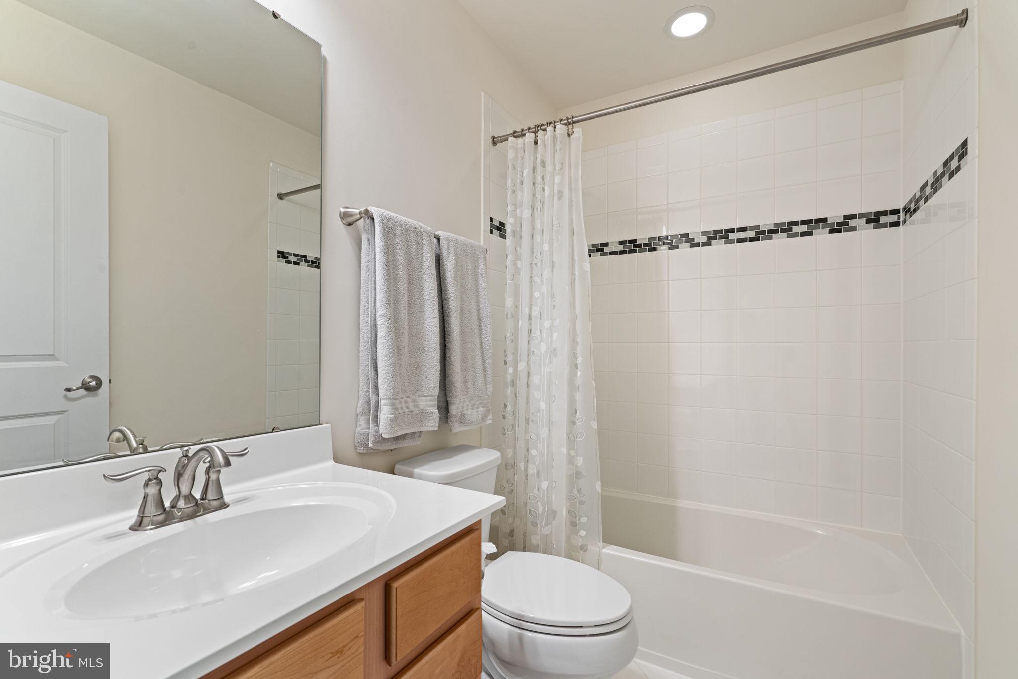 POTOMAC SHORES - Residential