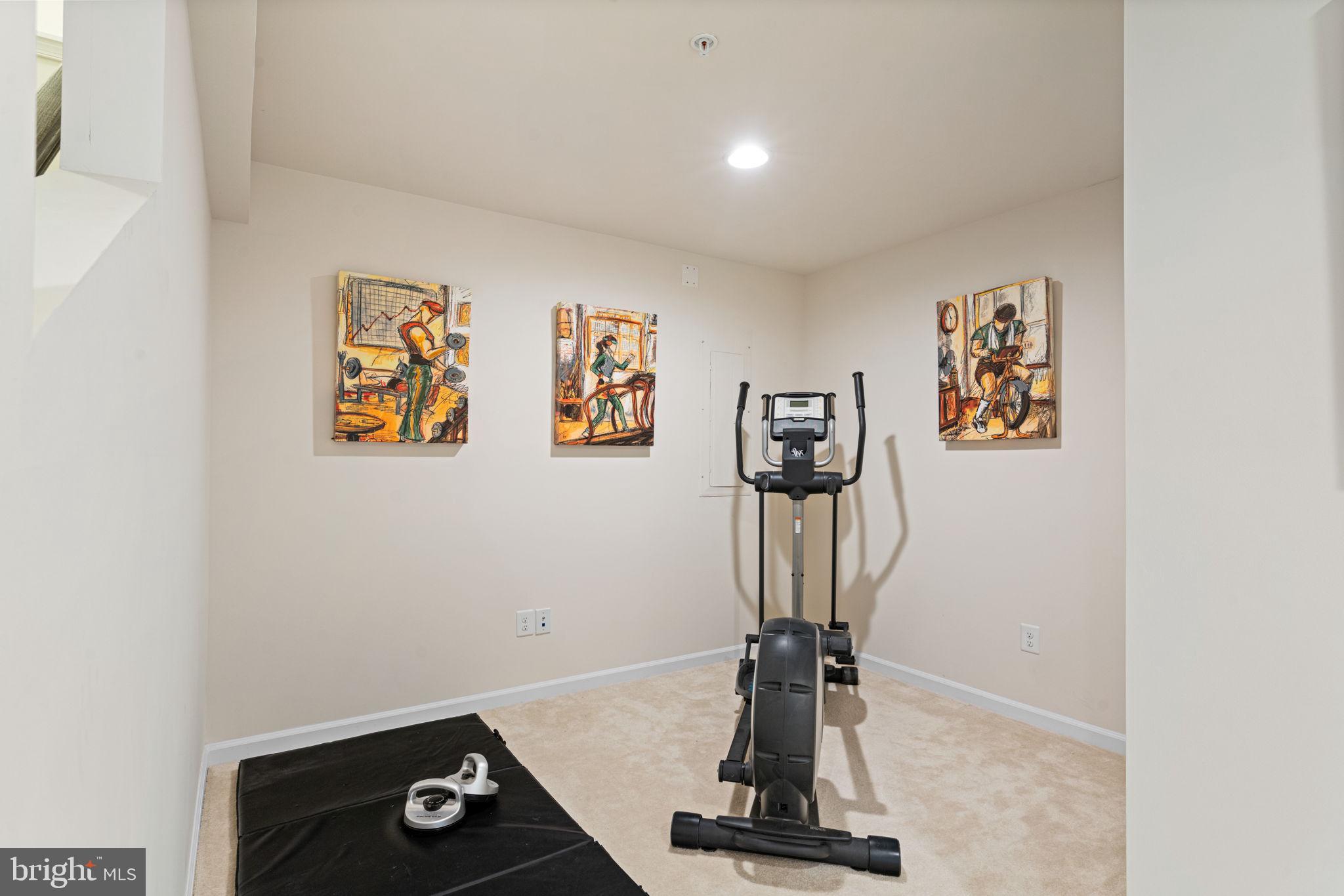 POTOMAC SHORES - Residential