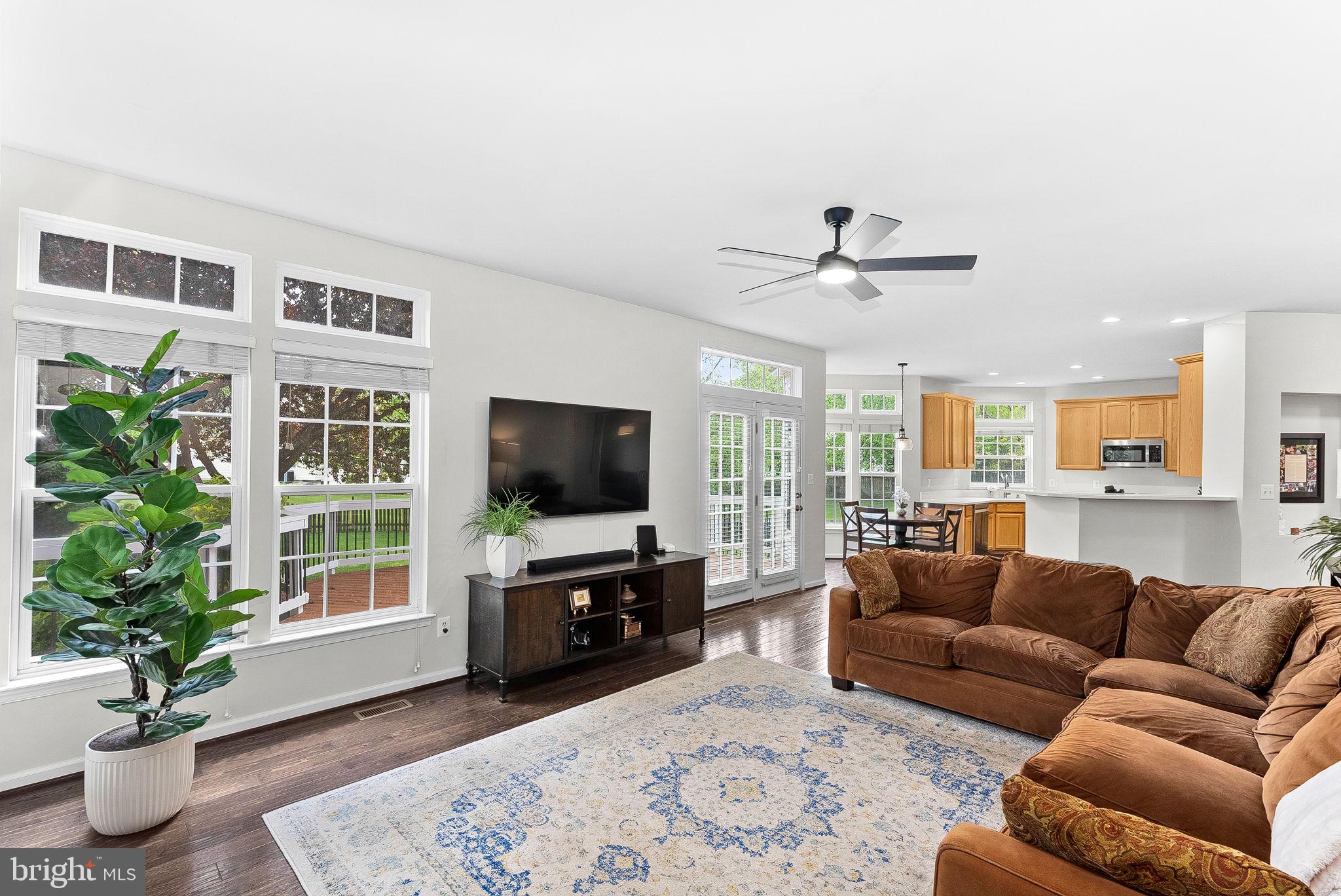 BROADLANDS - Residential