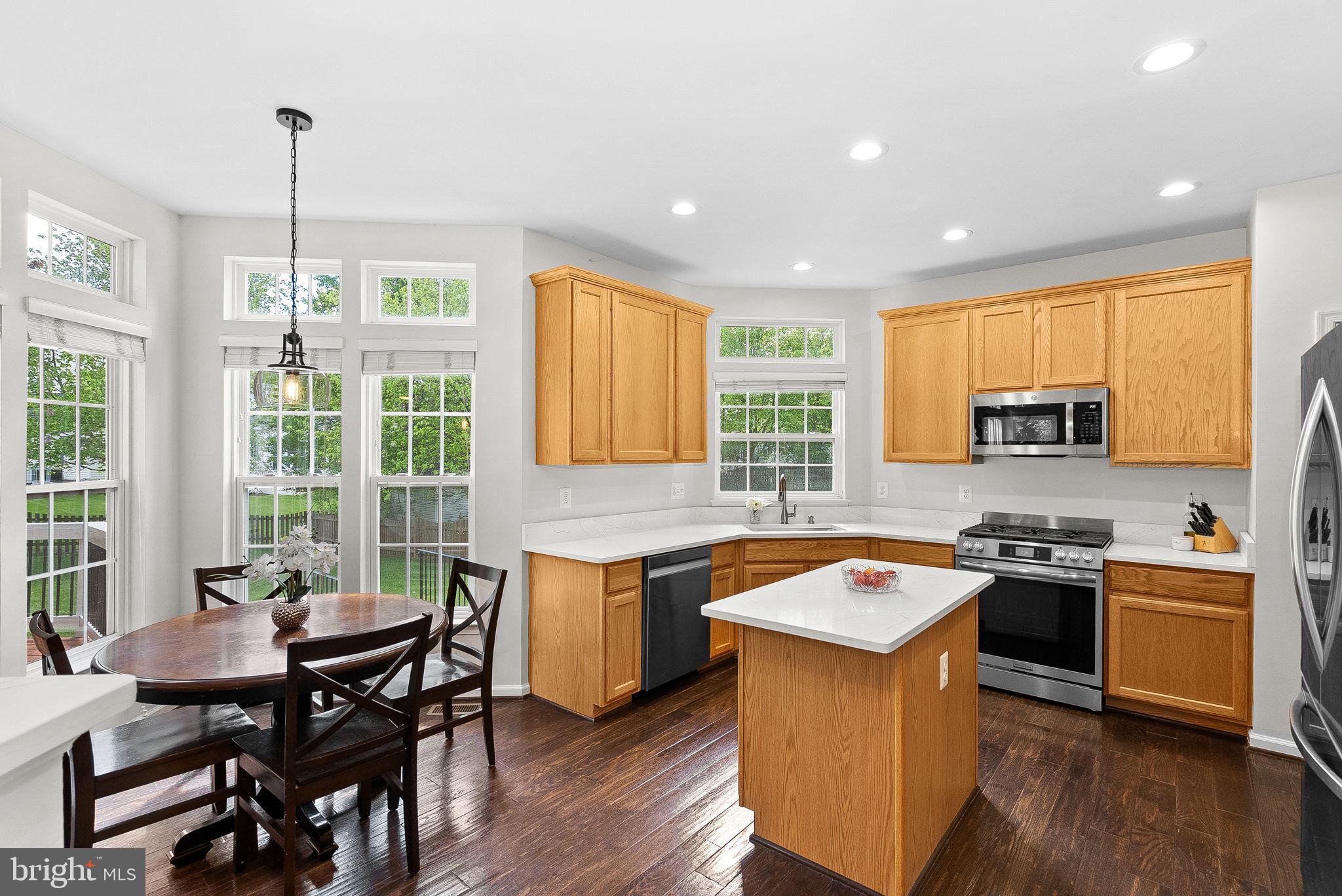 BROADLANDS - Residential