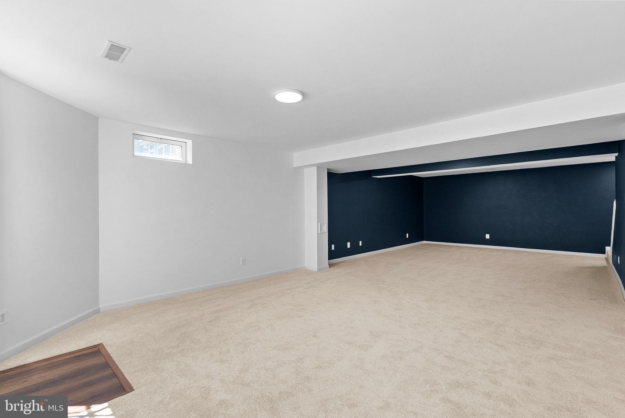 BROADLANDS - Residential