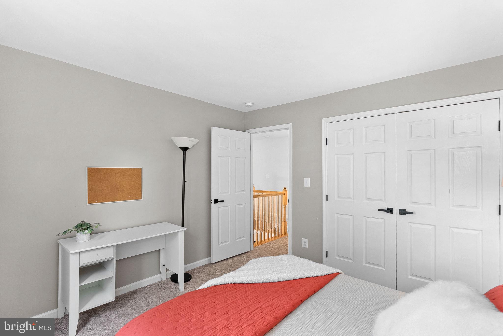 BROADLANDS - Residential