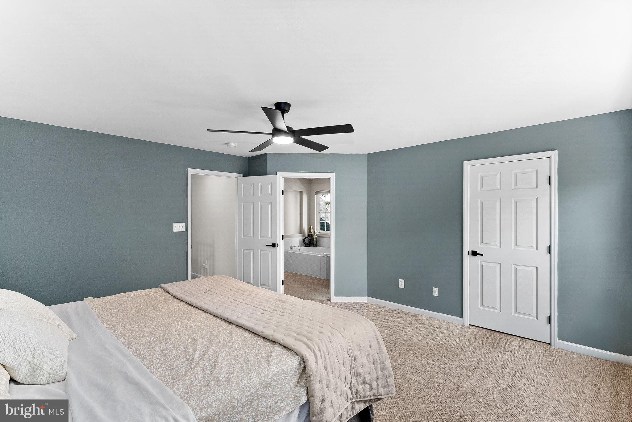 BROADLANDS - Residential