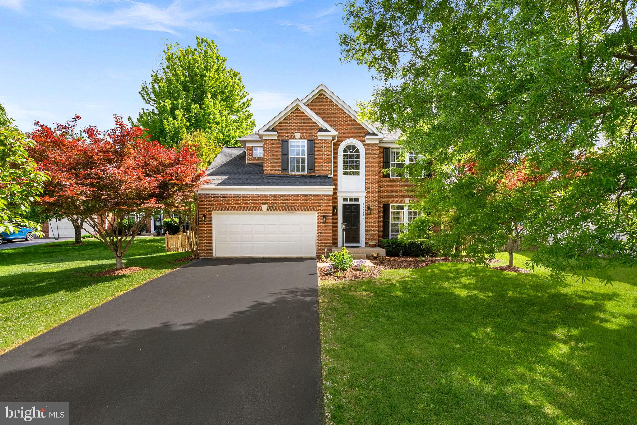 BROADLANDS - Residential