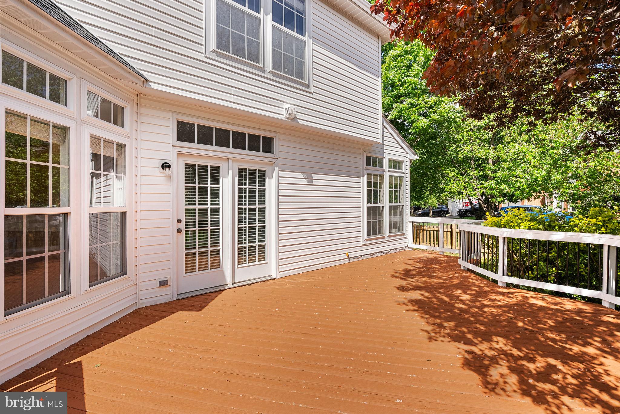 BROADLANDS - Residential