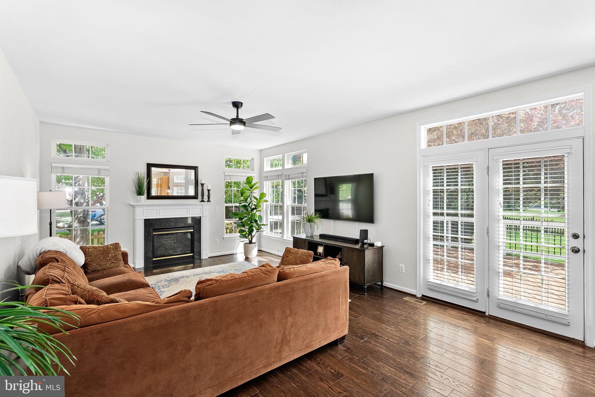 BROADLANDS - Residential