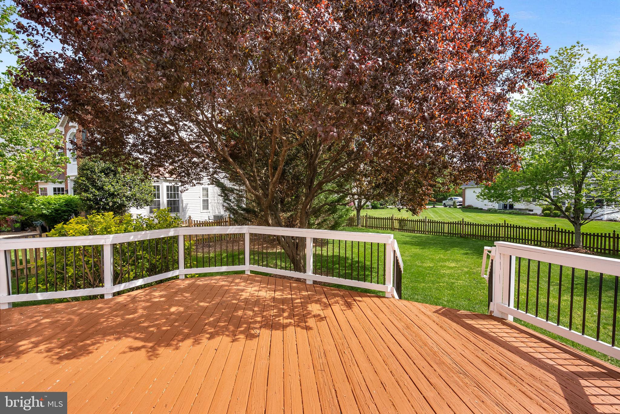 BROADLANDS - Residential