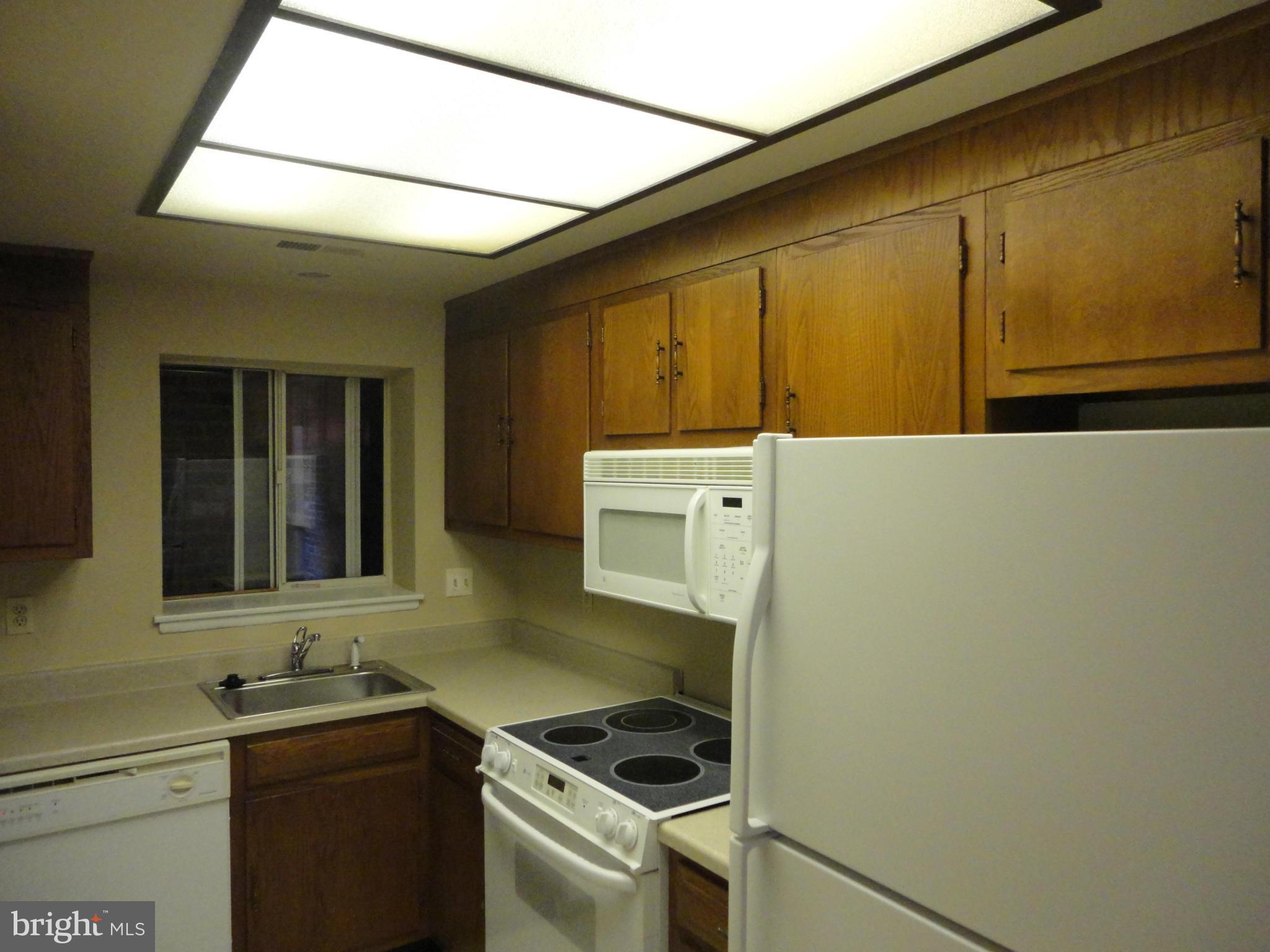 ROSSMOOR MUTUAL #14 - Residential