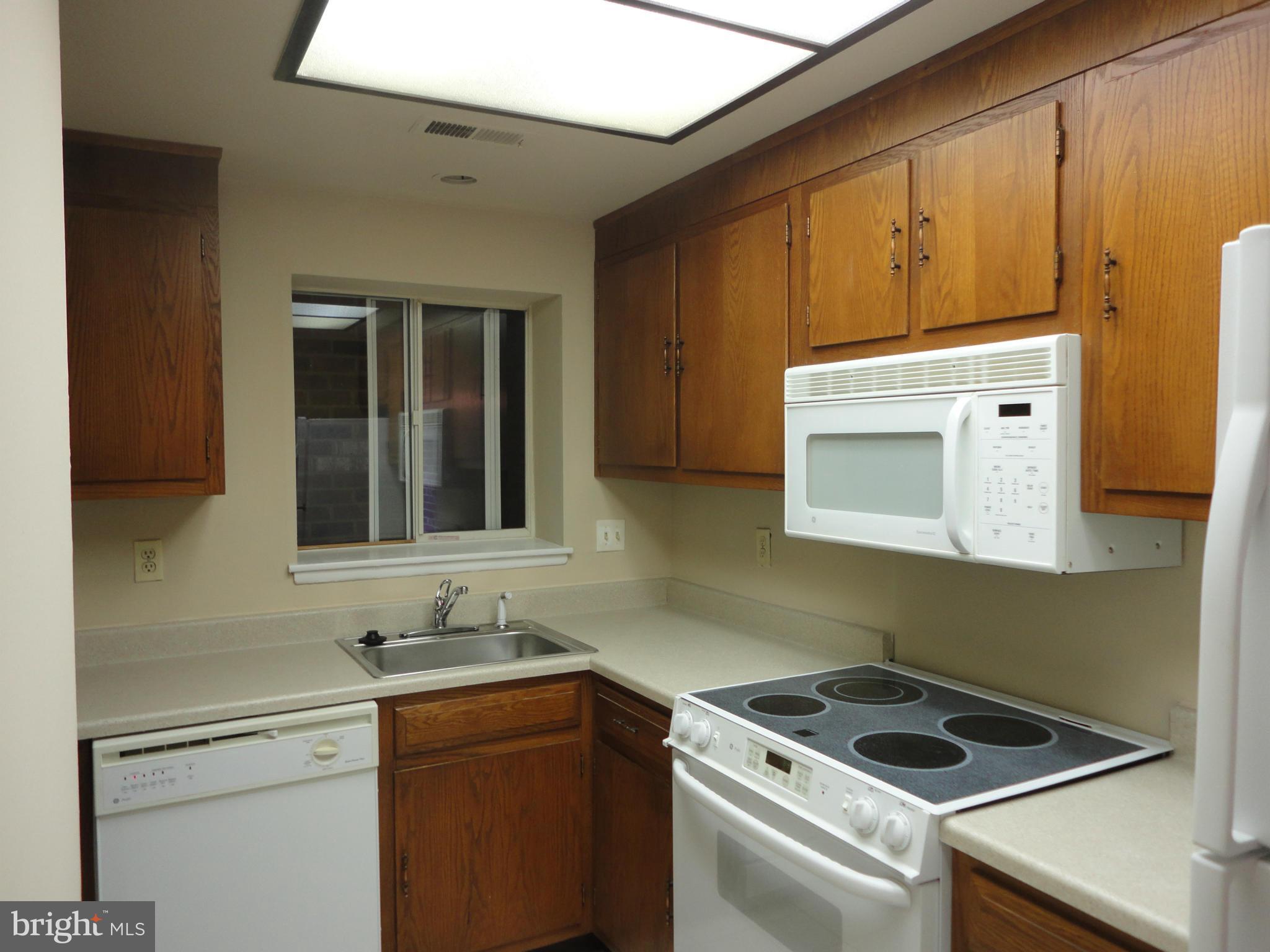 ROSSMOOR MUTUAL #14 - Residential