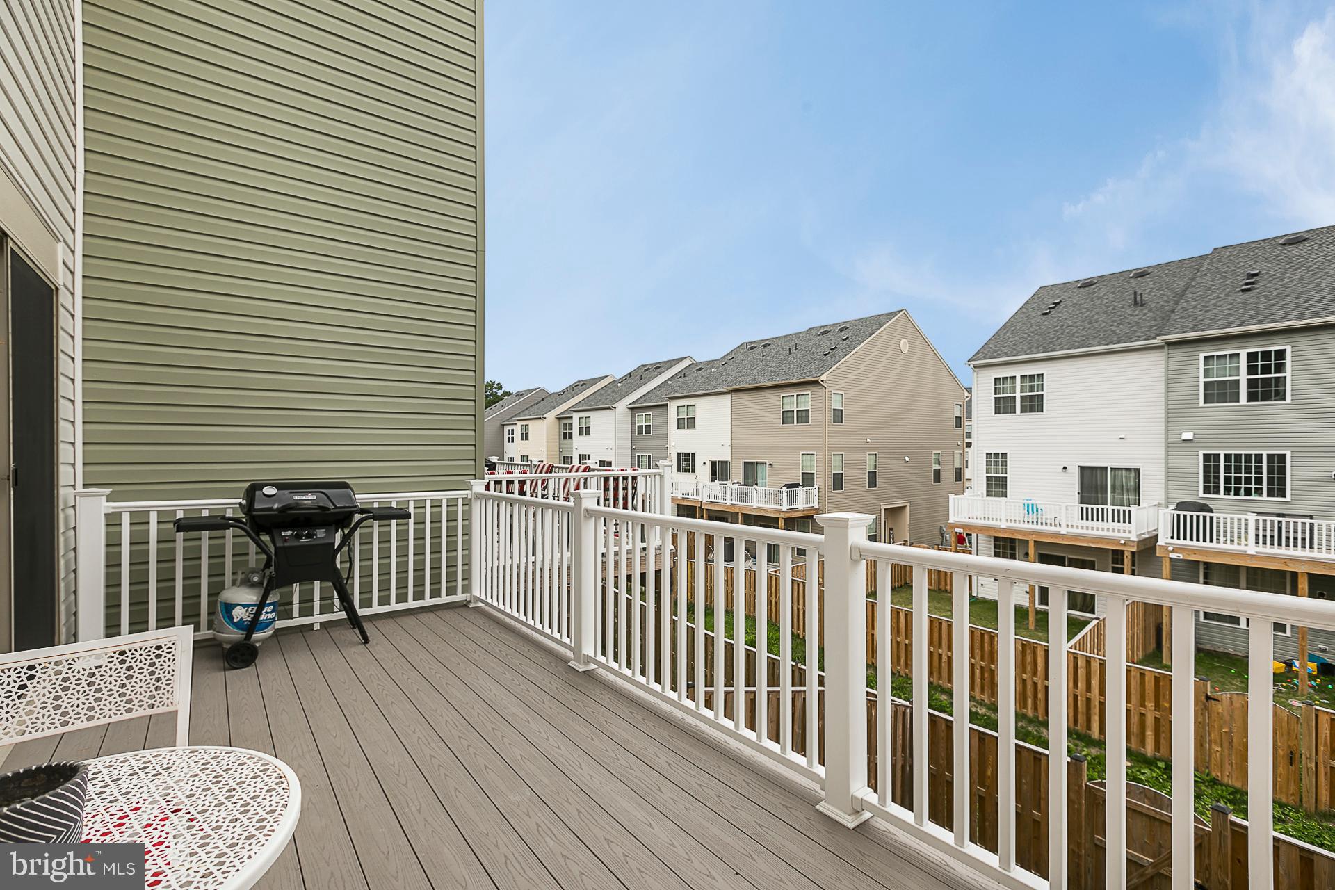 TALLYN RIDGE - Residential