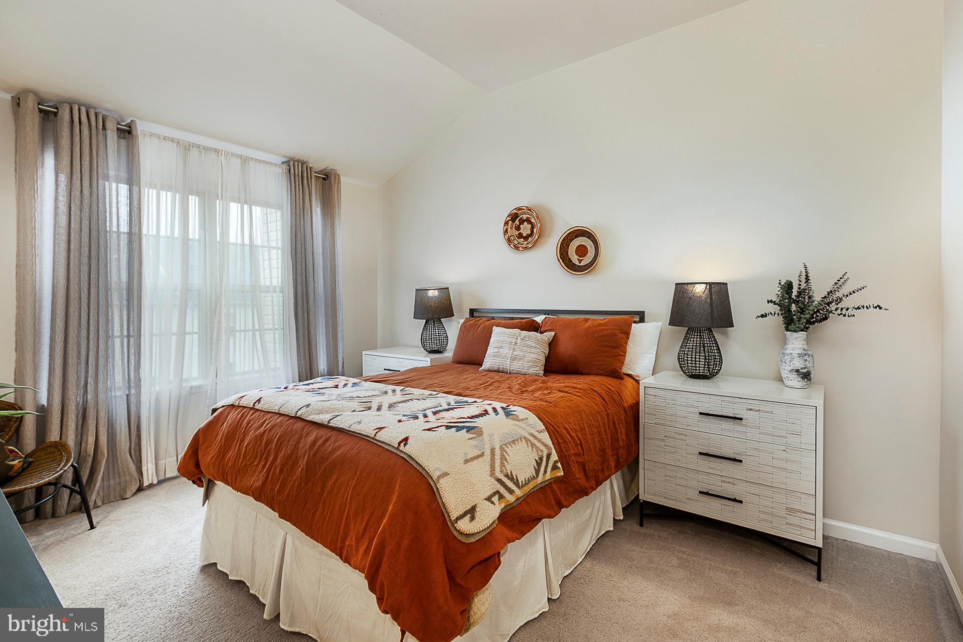 TALLYN RIDGE - Residential