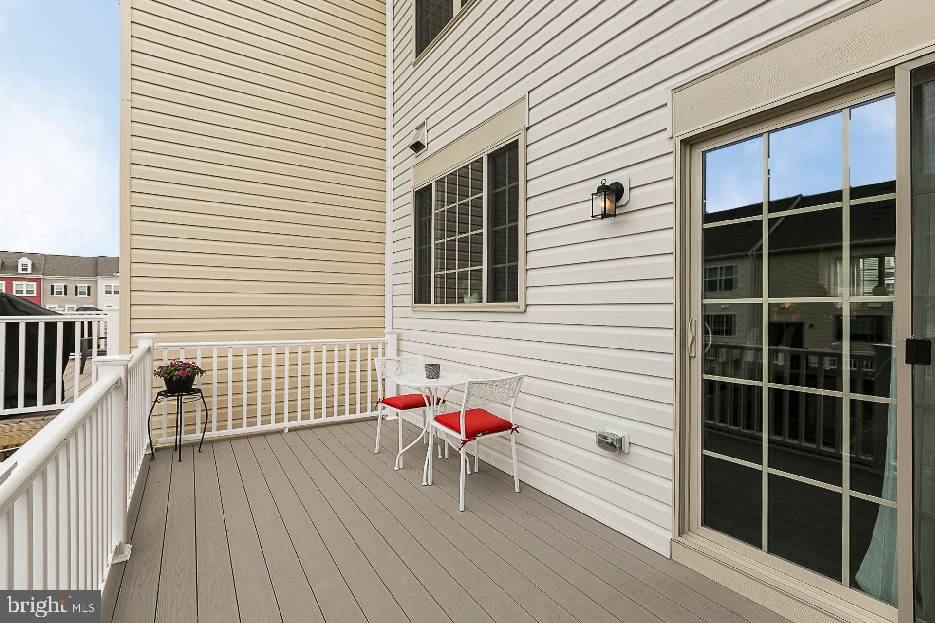 TALLYN RIDGE - Residential