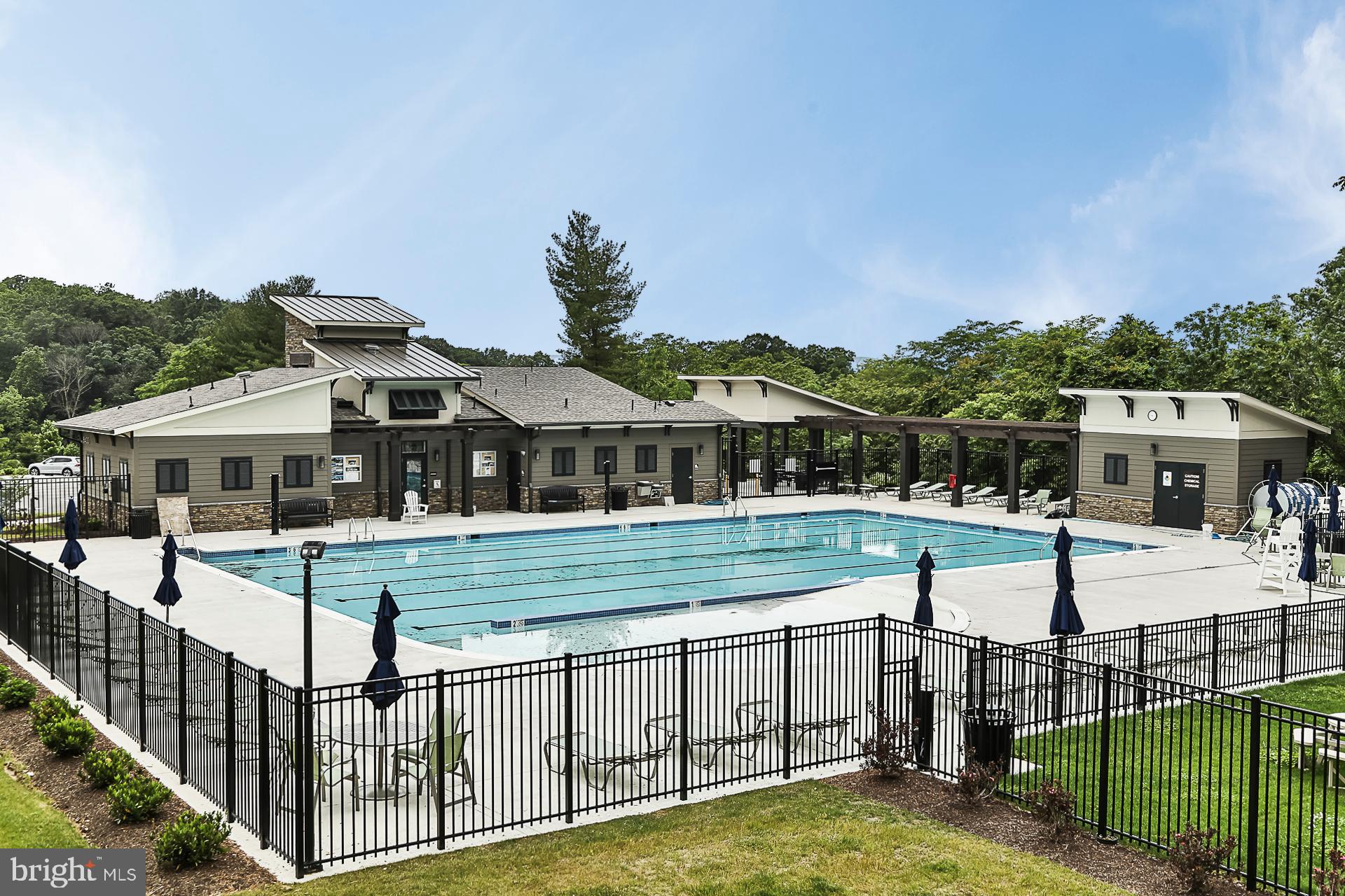 TALLYN RIDGE - Residential