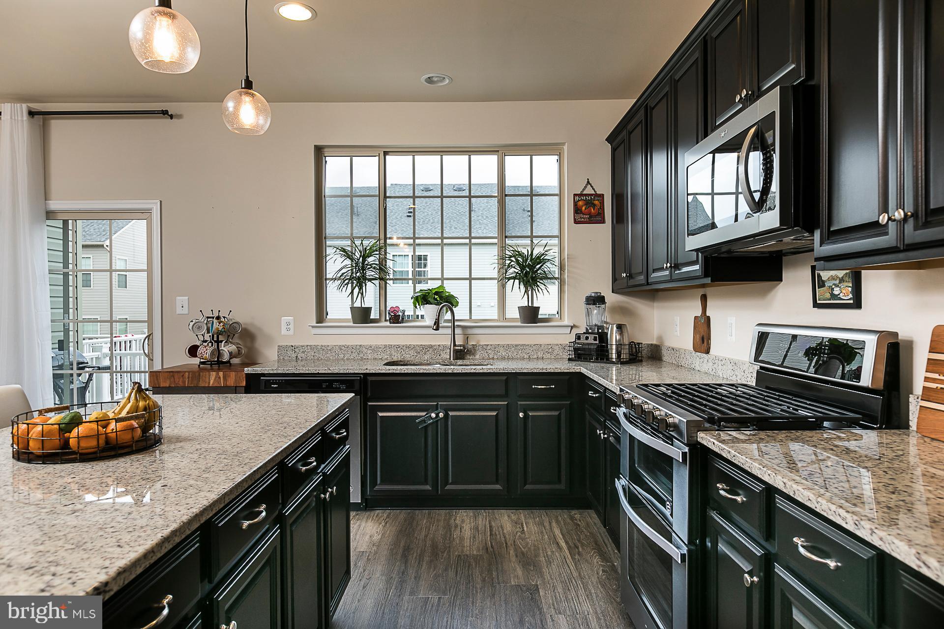 TALLYN RIDGE - Residential