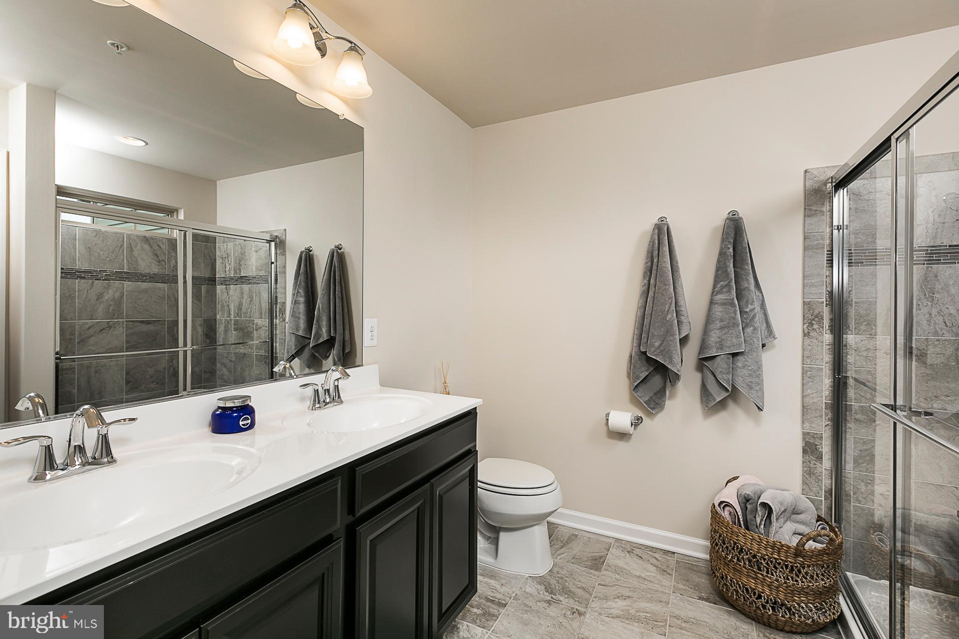 TALLYN RIDGE - Residential