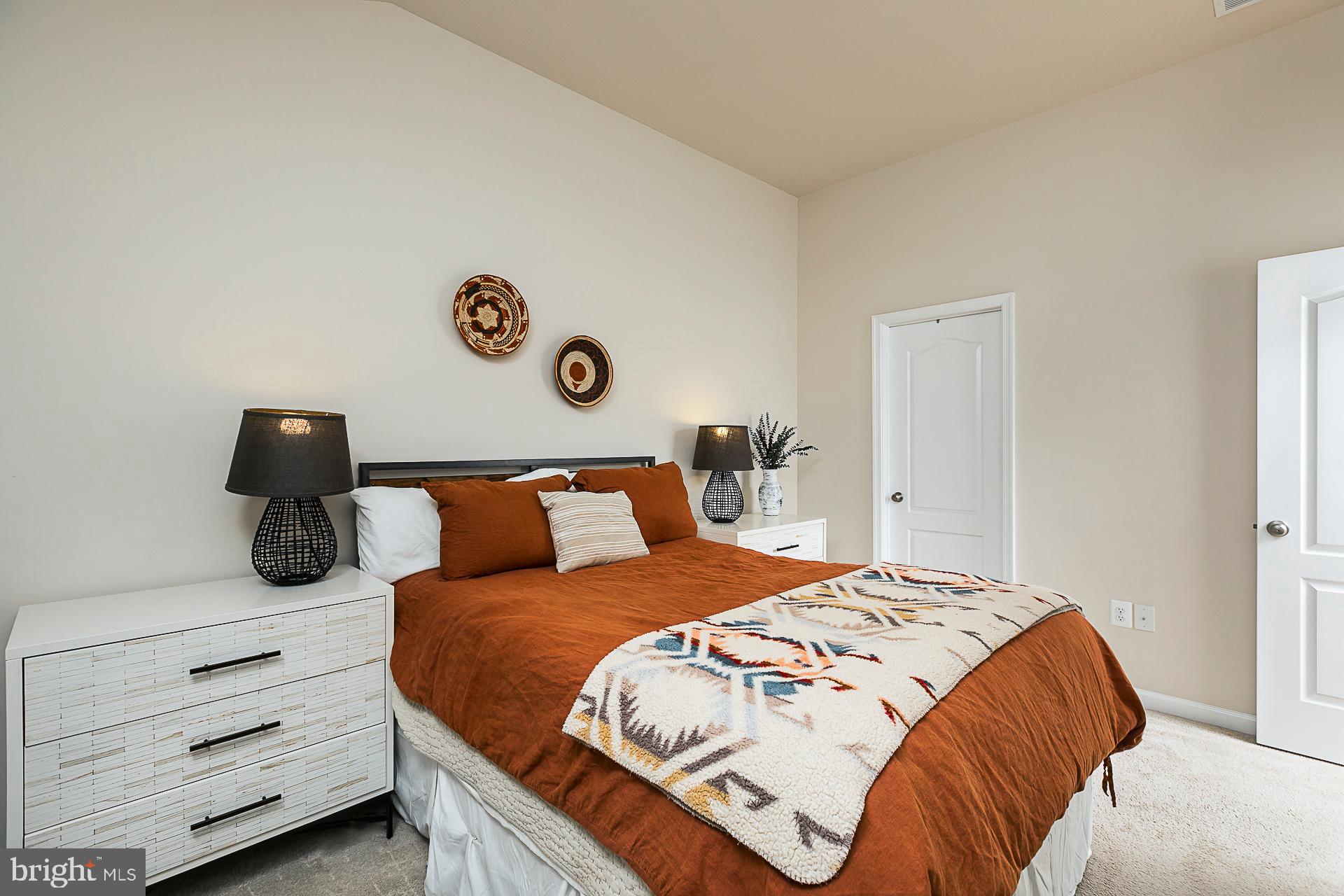 TALLYN RIDGE - Residential