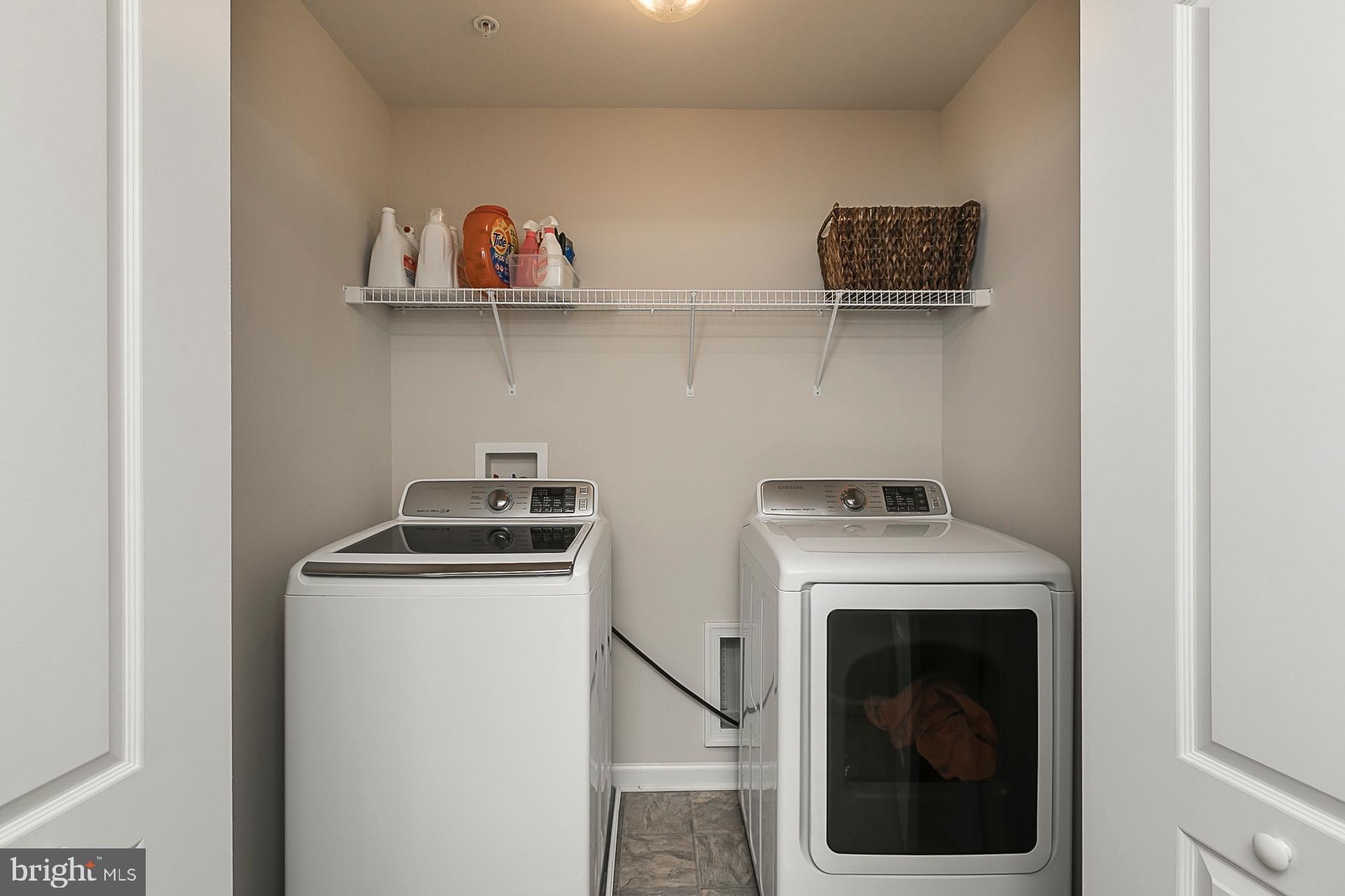 TALLYN RIDGE - Residential