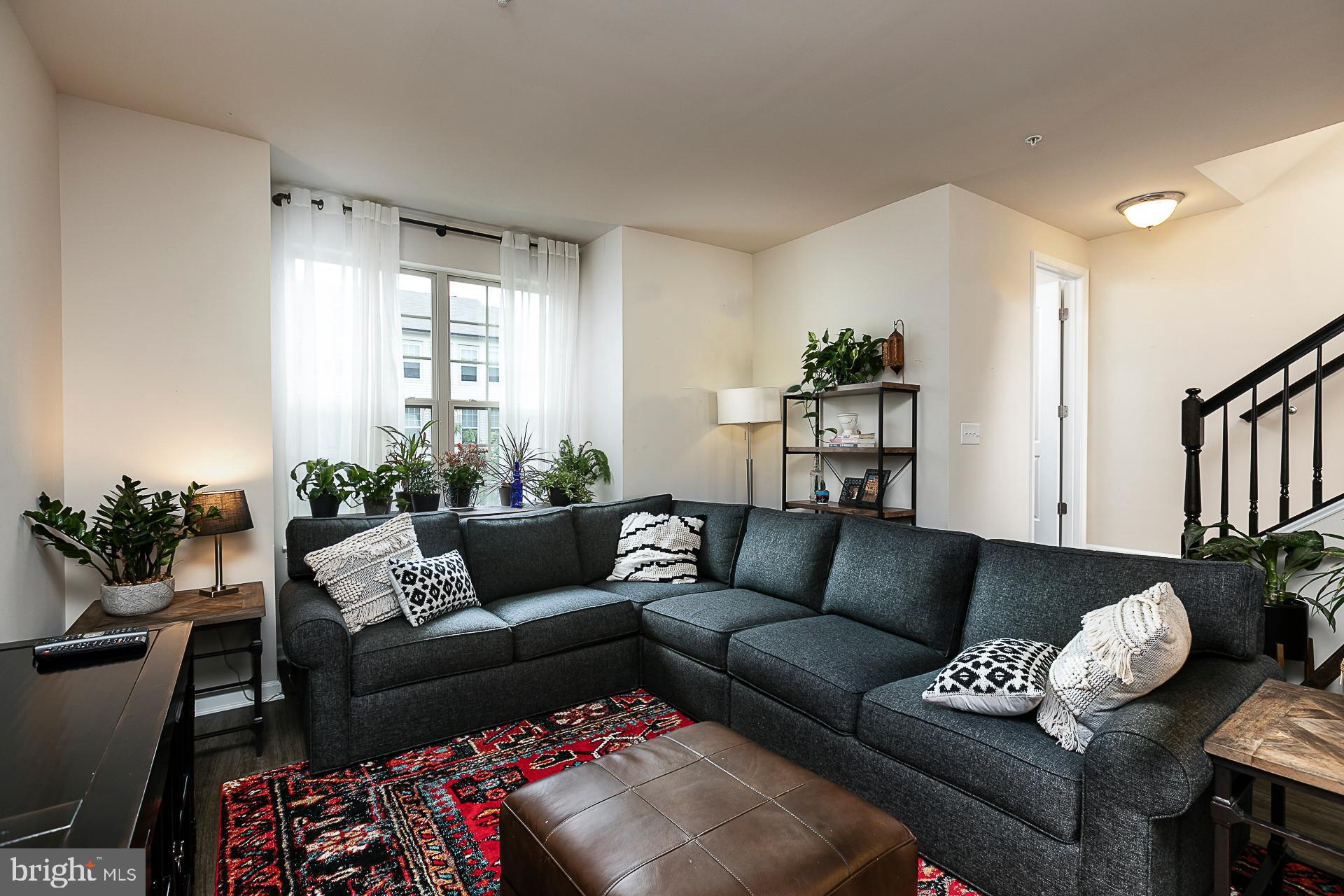 TALLYN RIDGE - Residential