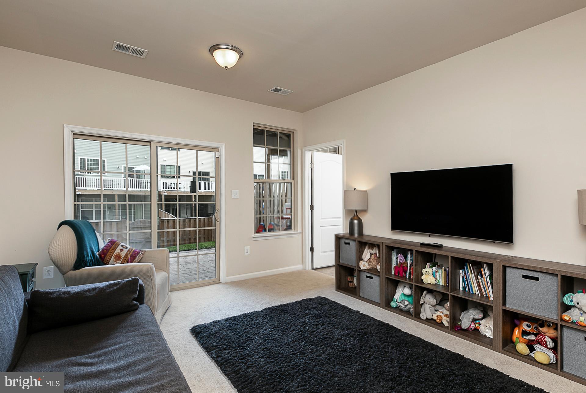 TALLYN RIDGE - Residential