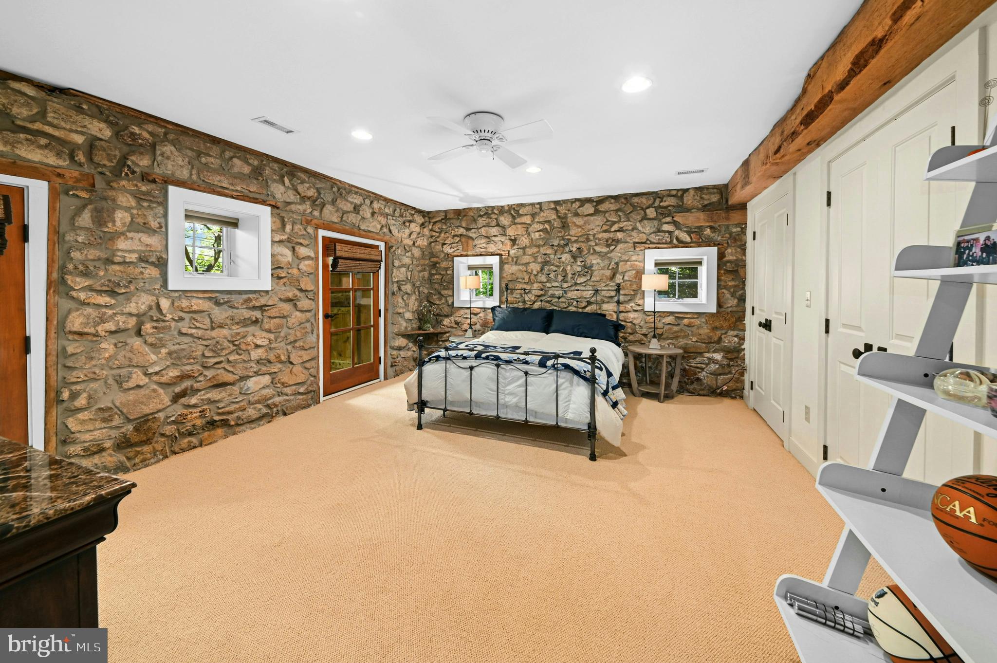 TIMBER CROSSING - Residential