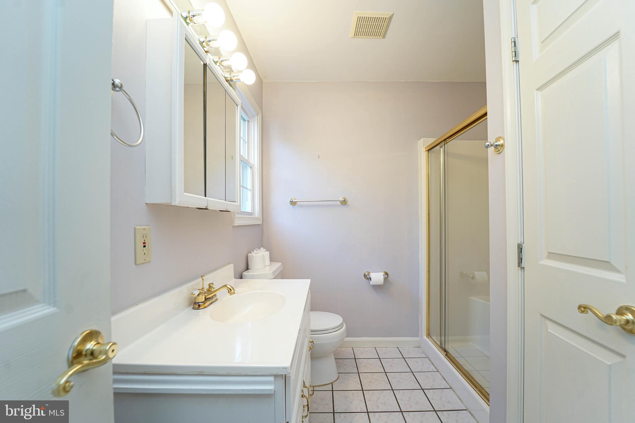 GOVERNOR GRASON MANOR - Residential