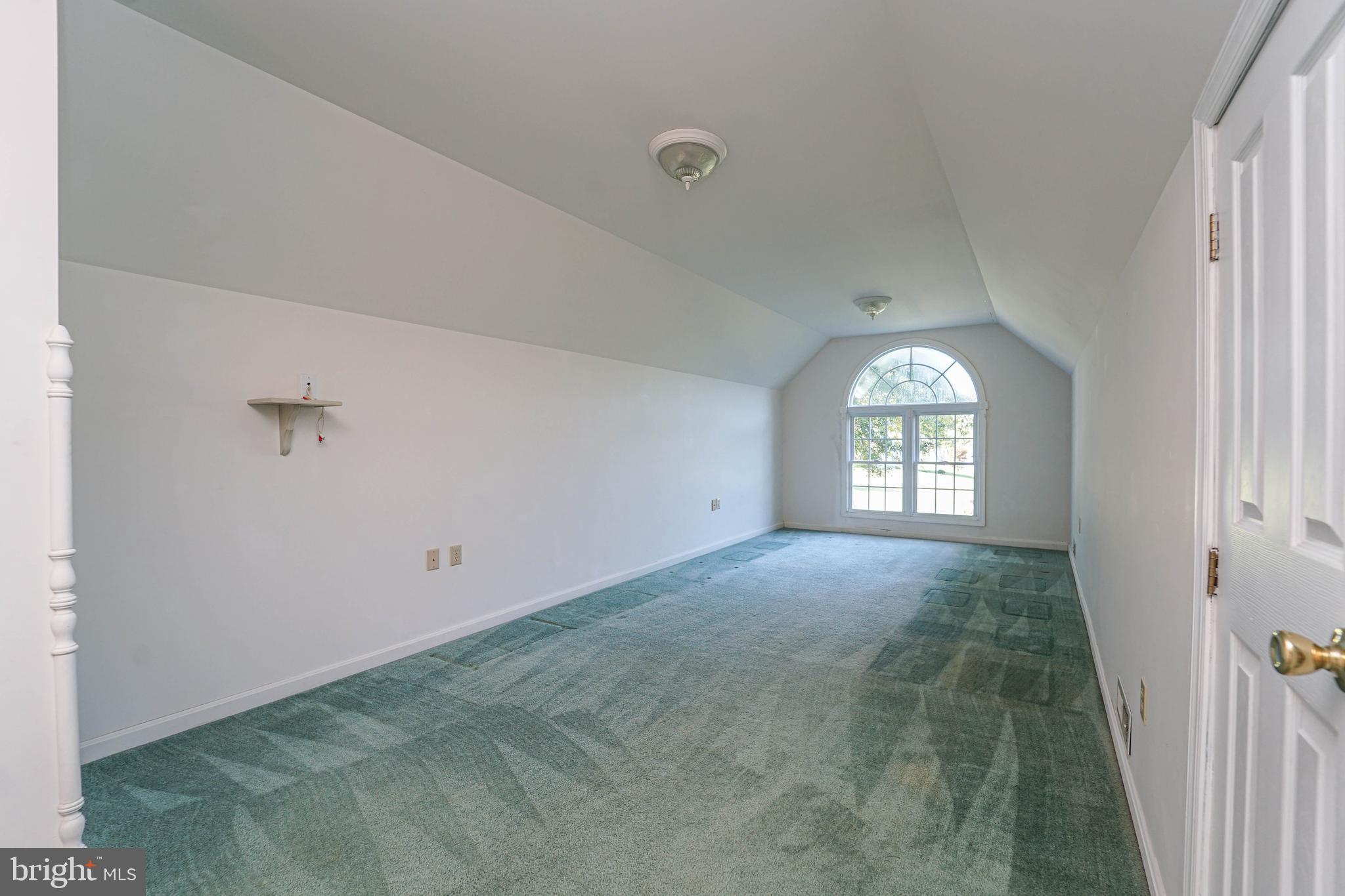 GOVERNOR GRASON MANOR - Residential