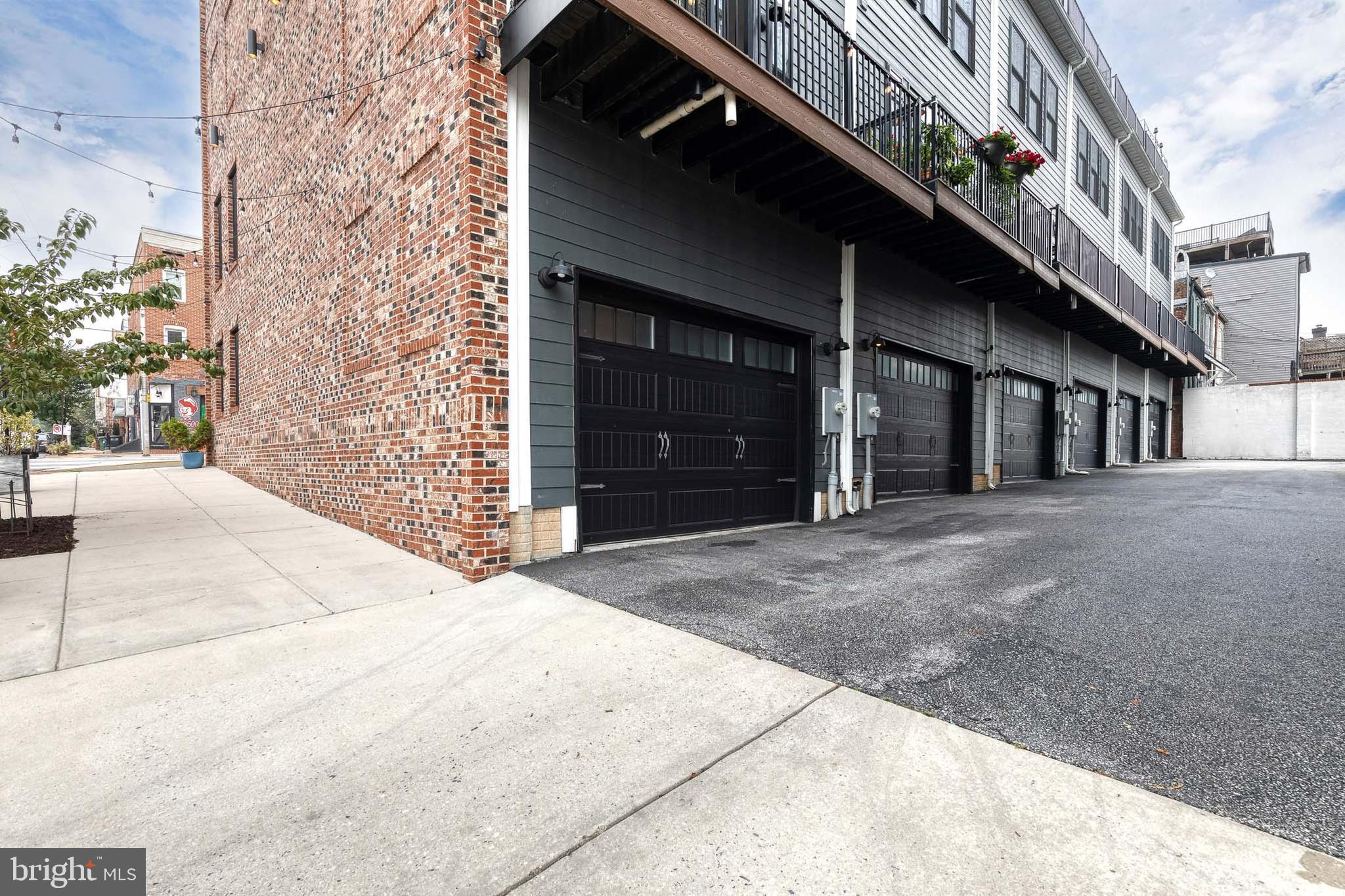 CANTON - Residential