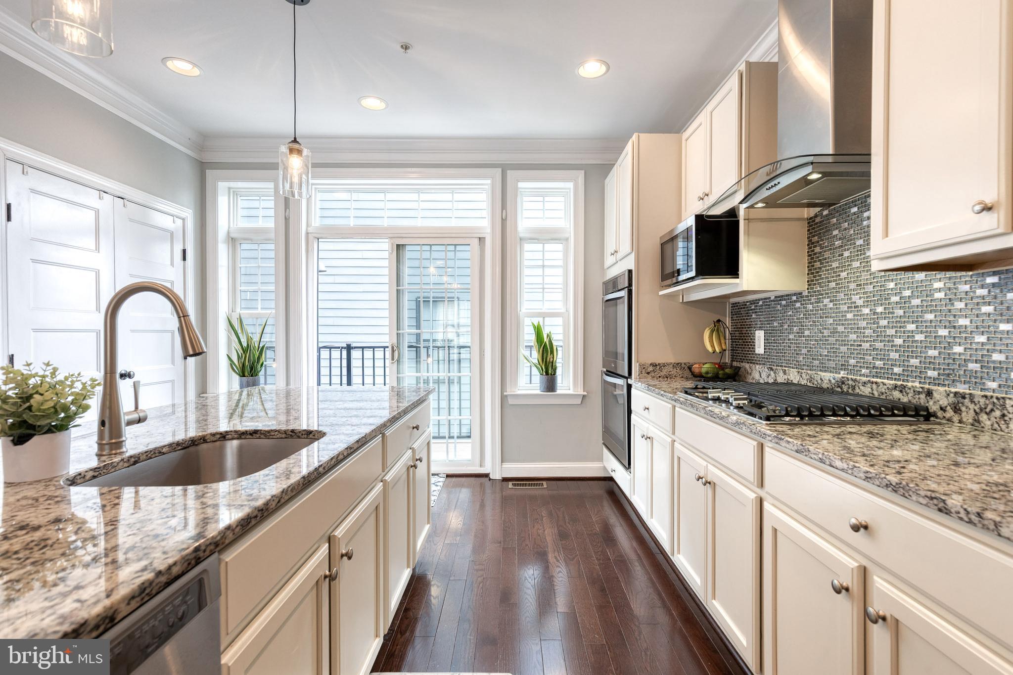 CANTON - Residential
