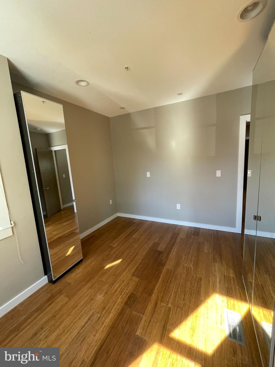 SHAW - Residential Income