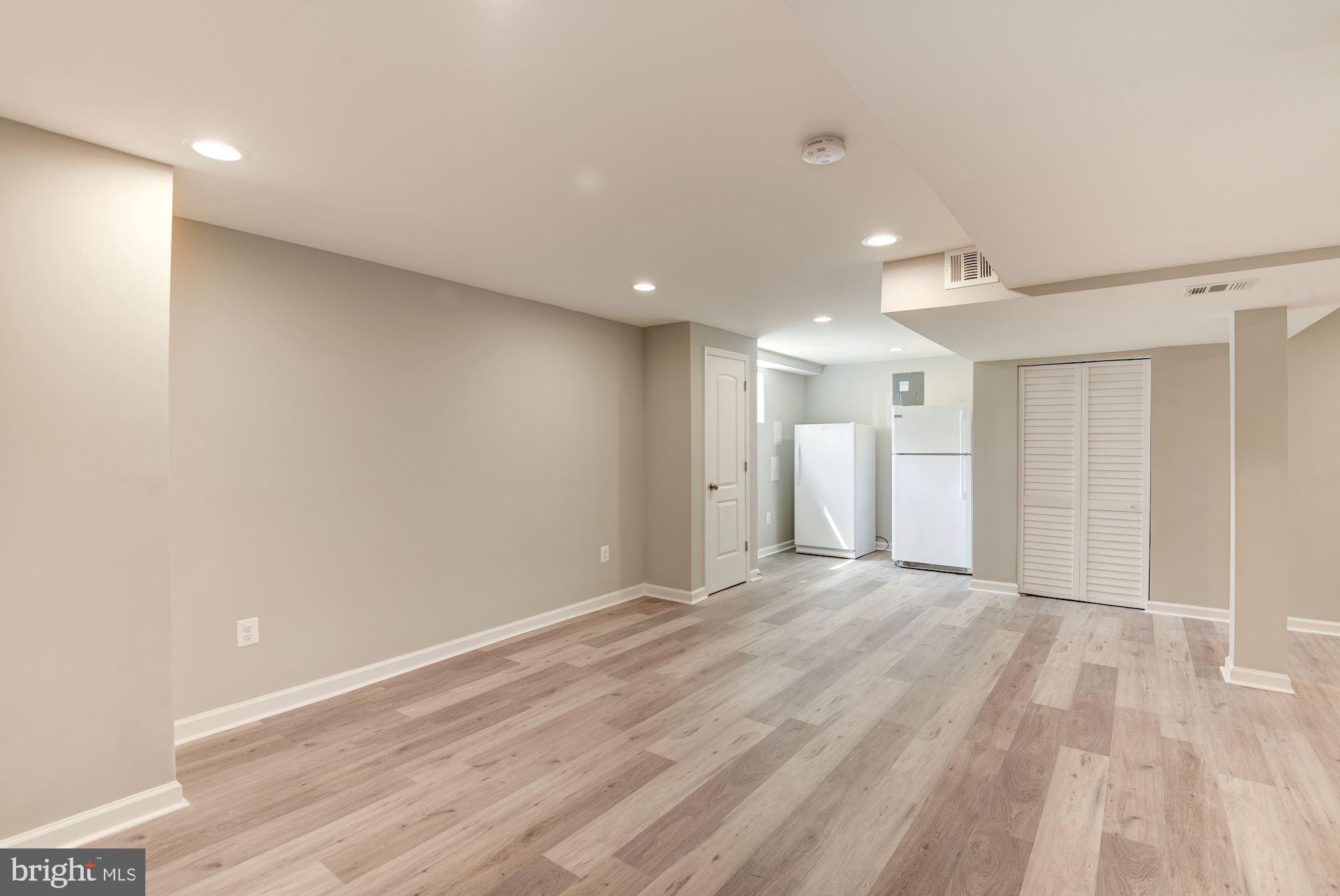 RANDOLPH HILLS - Residential Lease