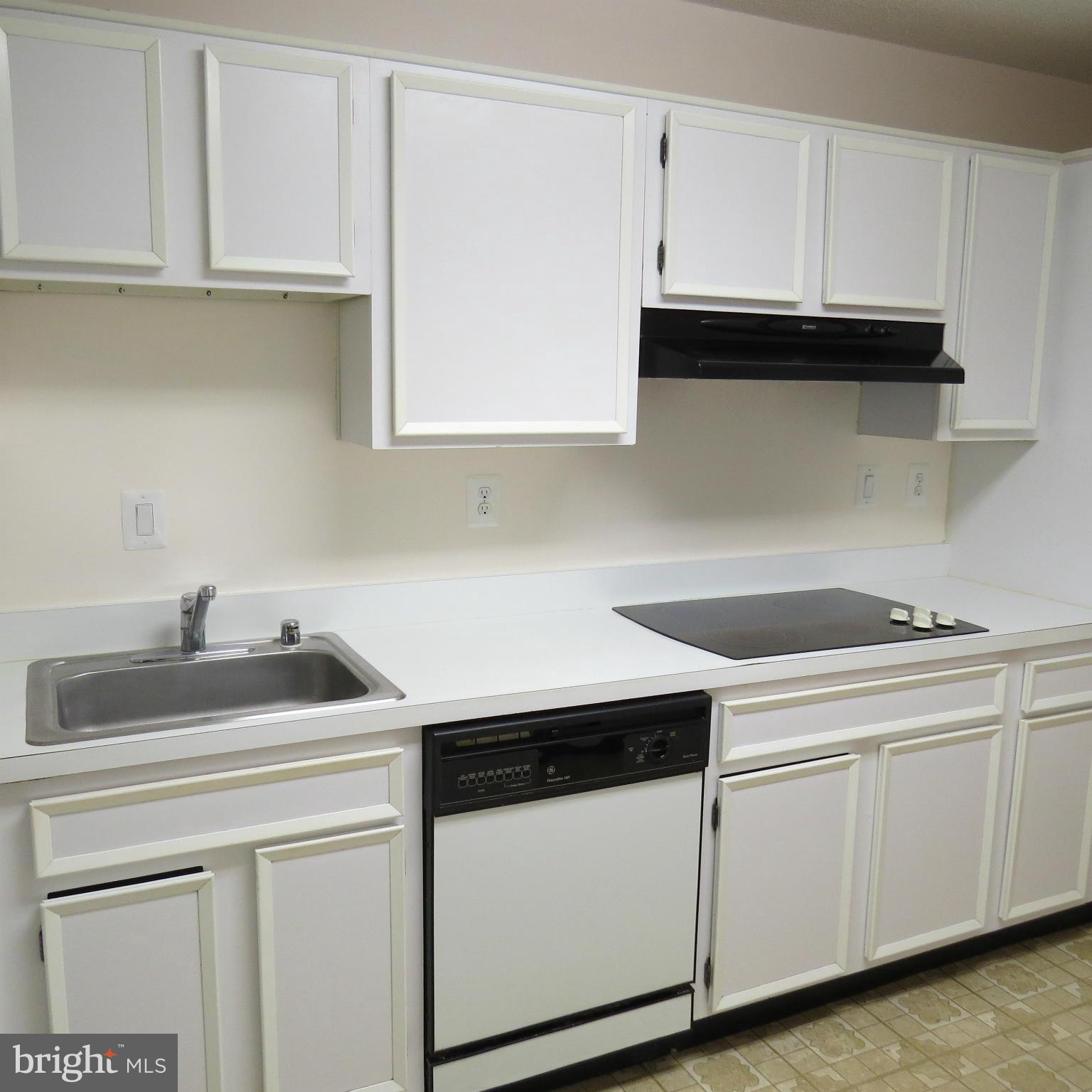 WATERGATE AT LANDMARK - Residential Lease