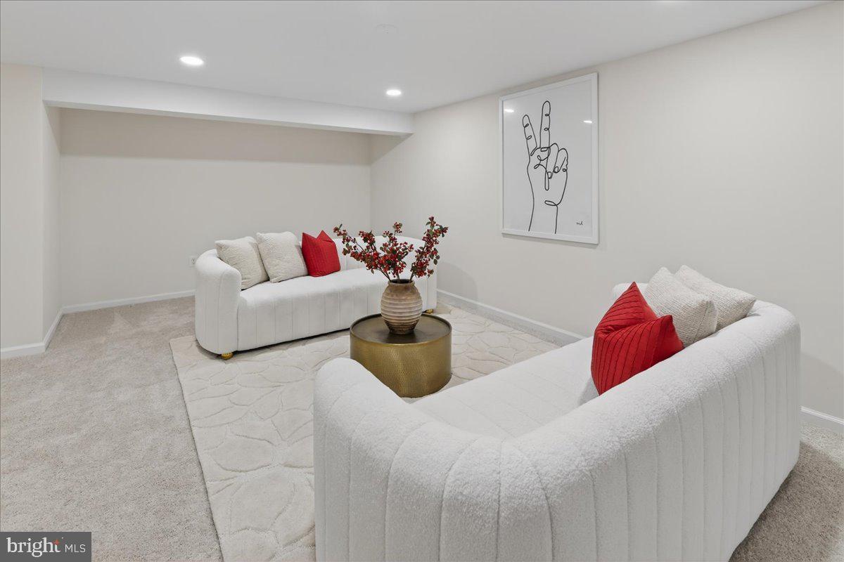 MOUNT VERNON GROVE - Residential