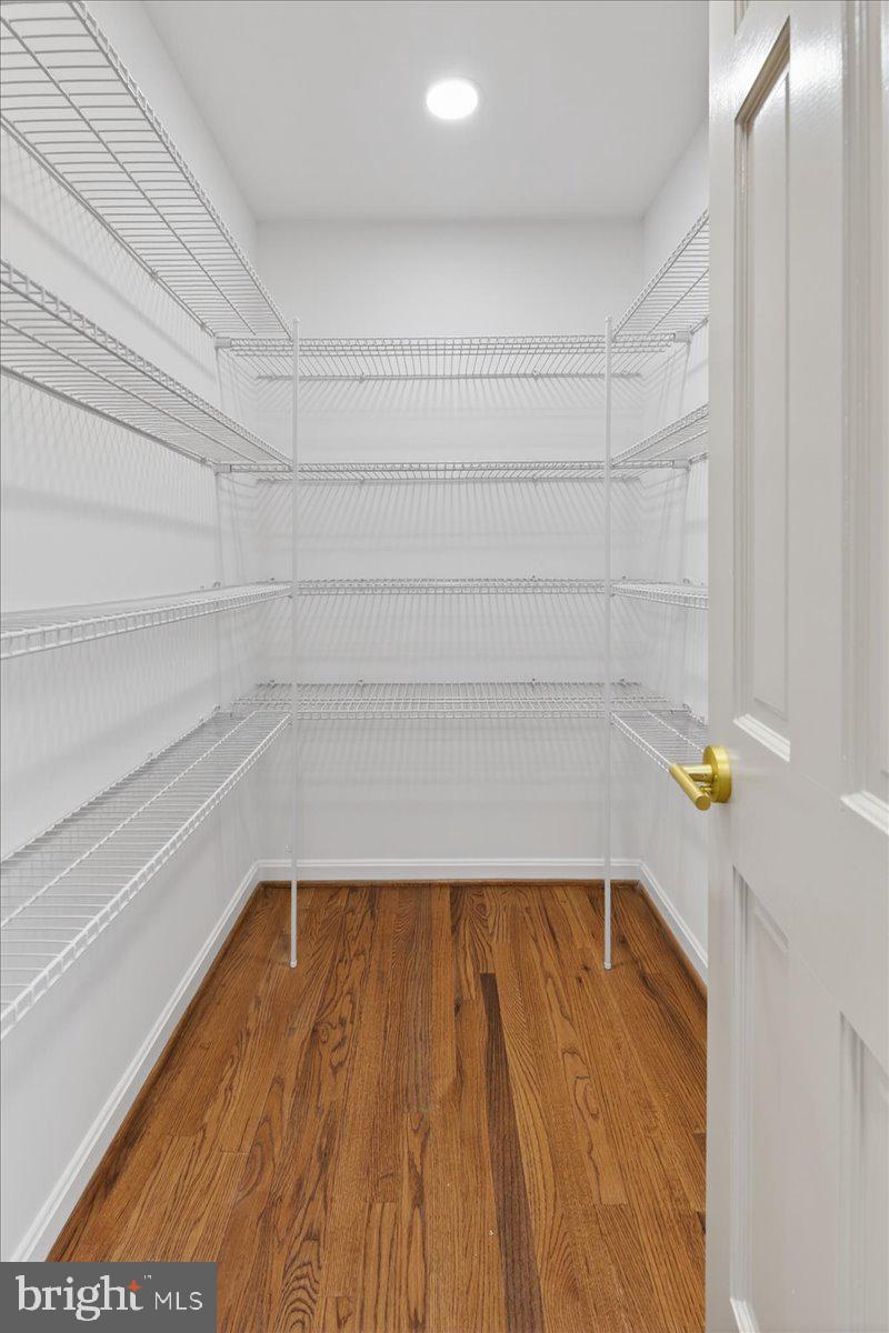 MOUNT VERNON GROVE - Residential