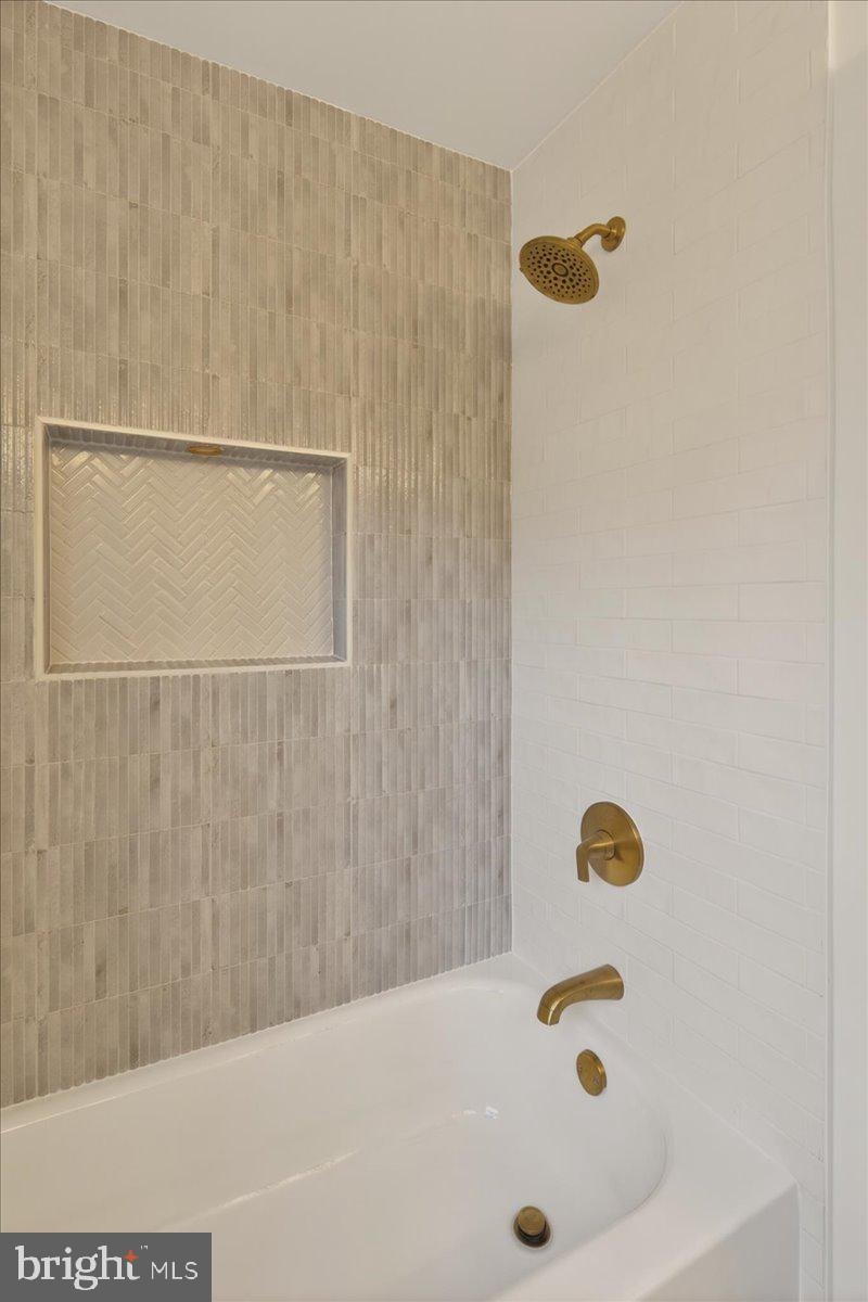 MOUNT VERNON GROVE - Residential