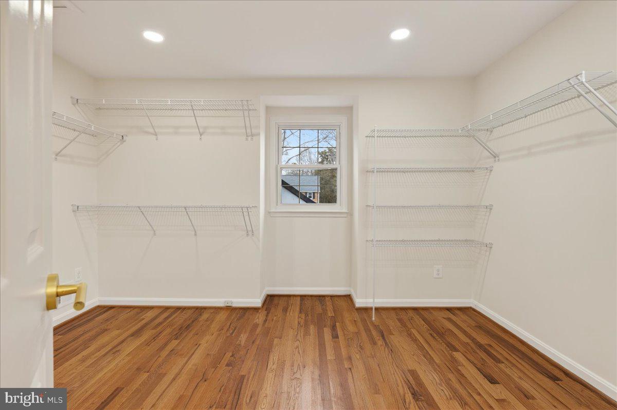 MOUNT VERNON GROVE - Residential