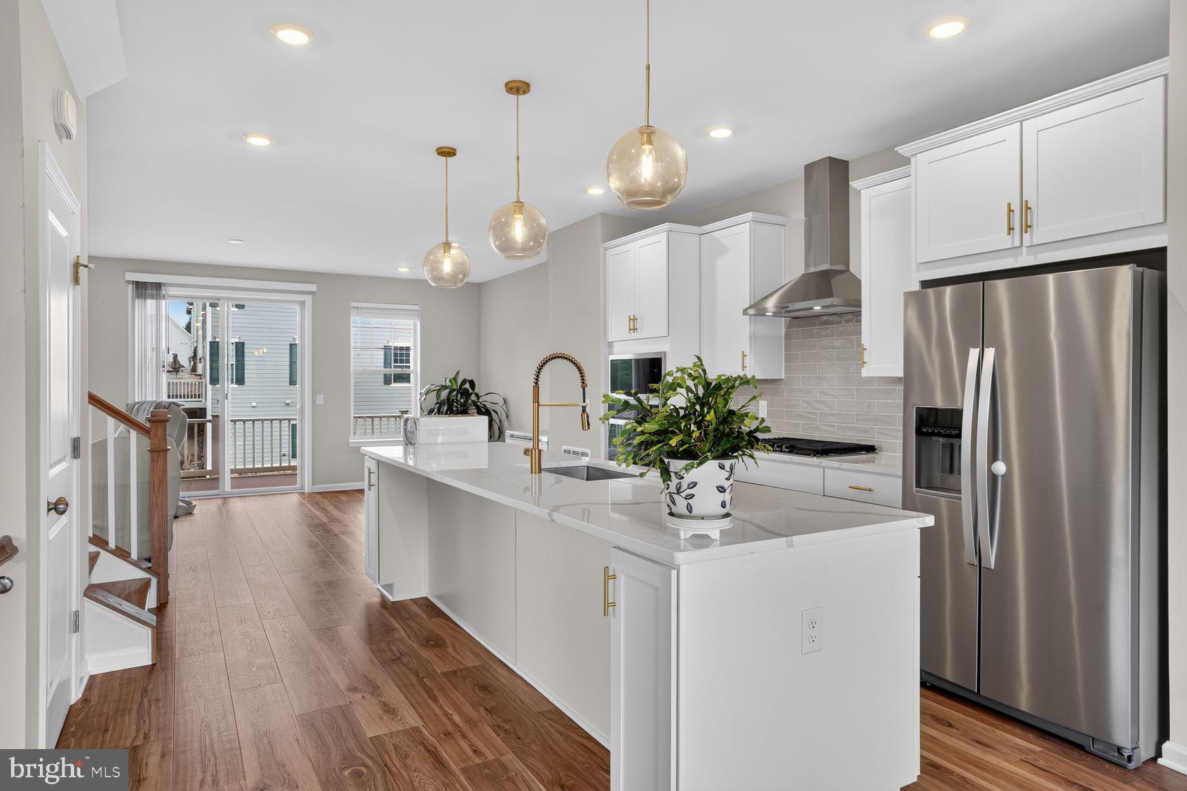 9399 BARNES LOOP