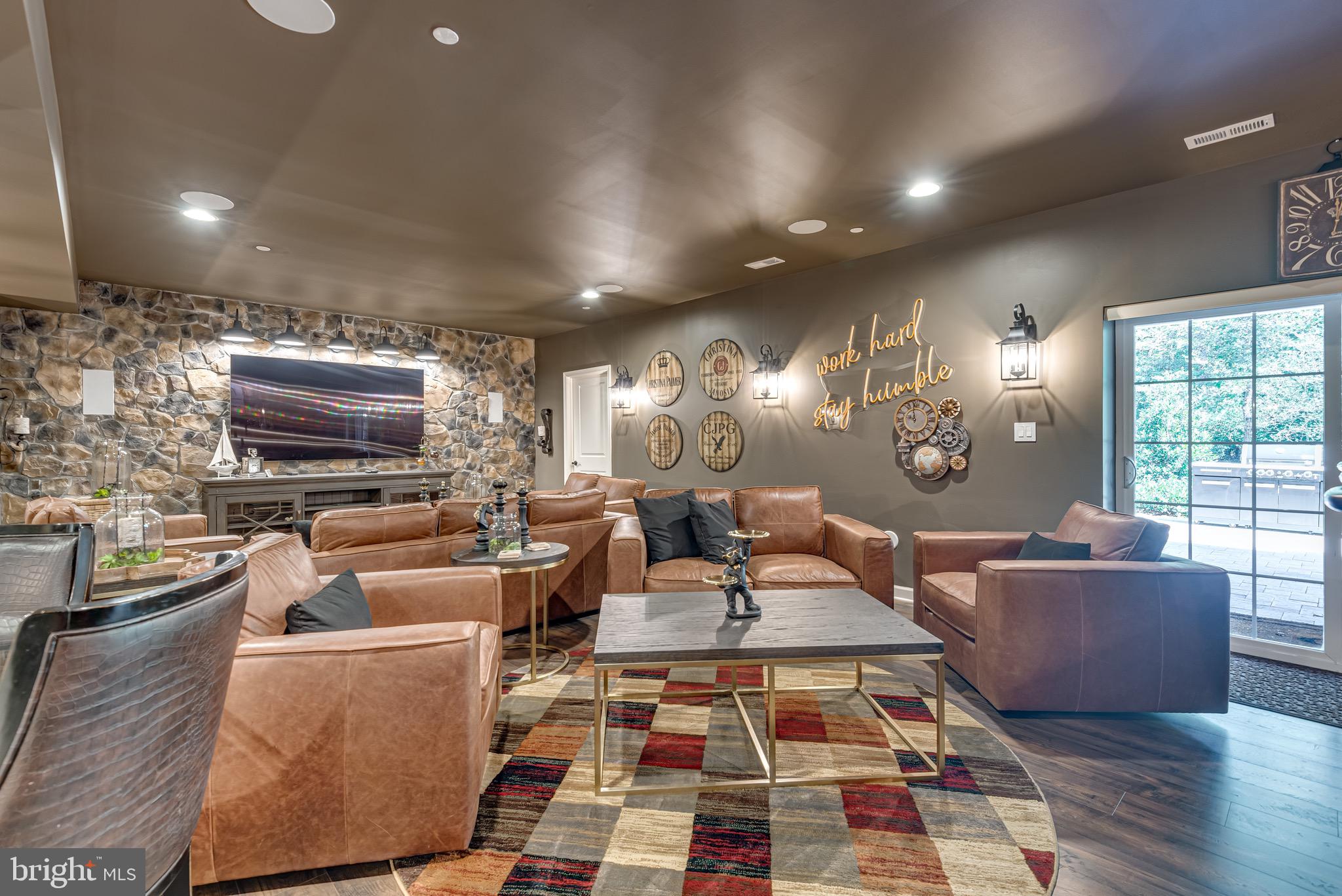 SEVERN HIGHLANDS - Residential